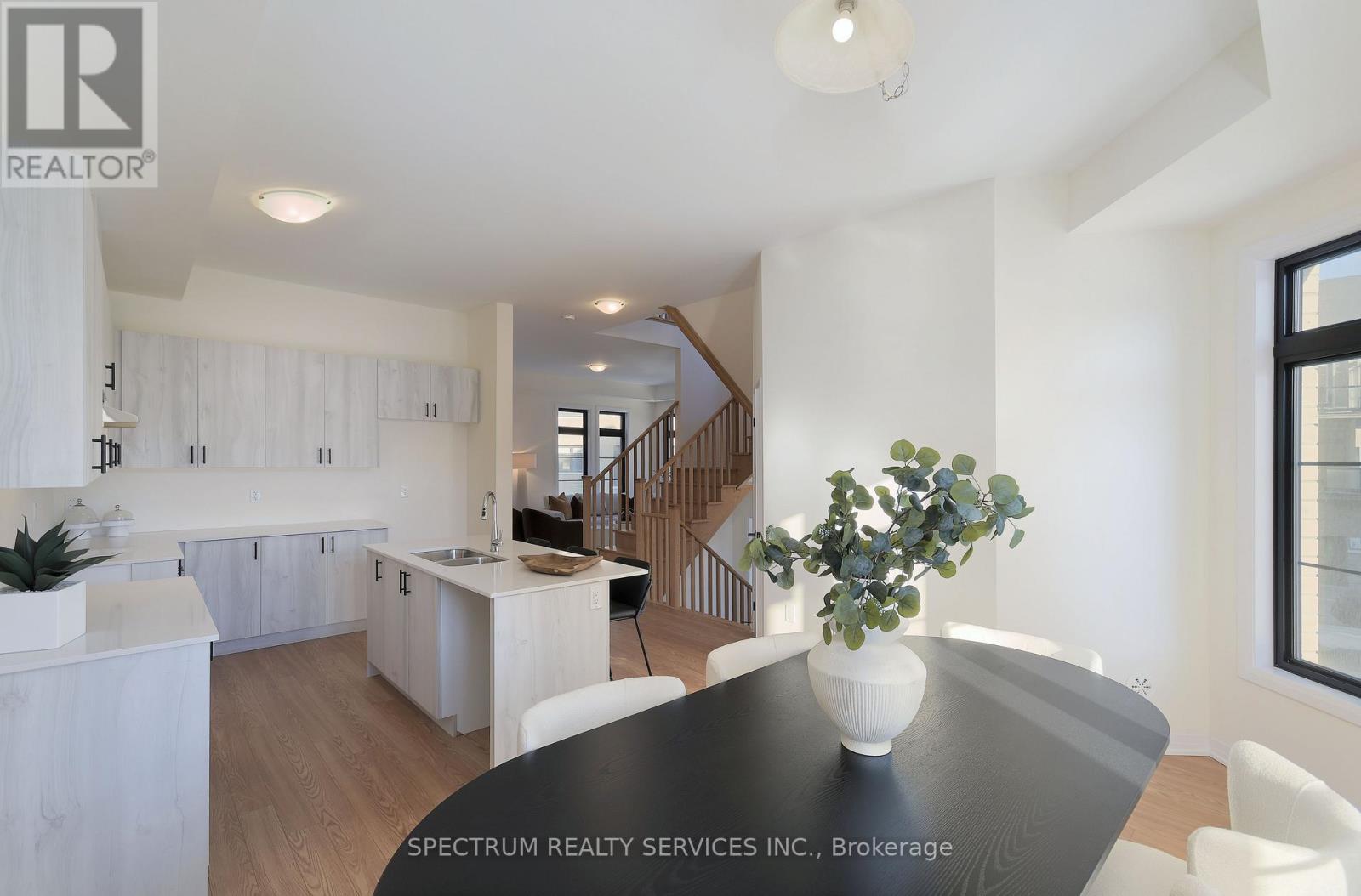 Photo 24 of 155 De La Roche Drive, Vaughan ON