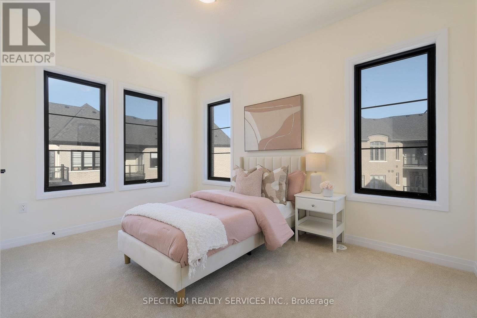 Photo 42 of 155 De La Roche Drive, Vaughan ON