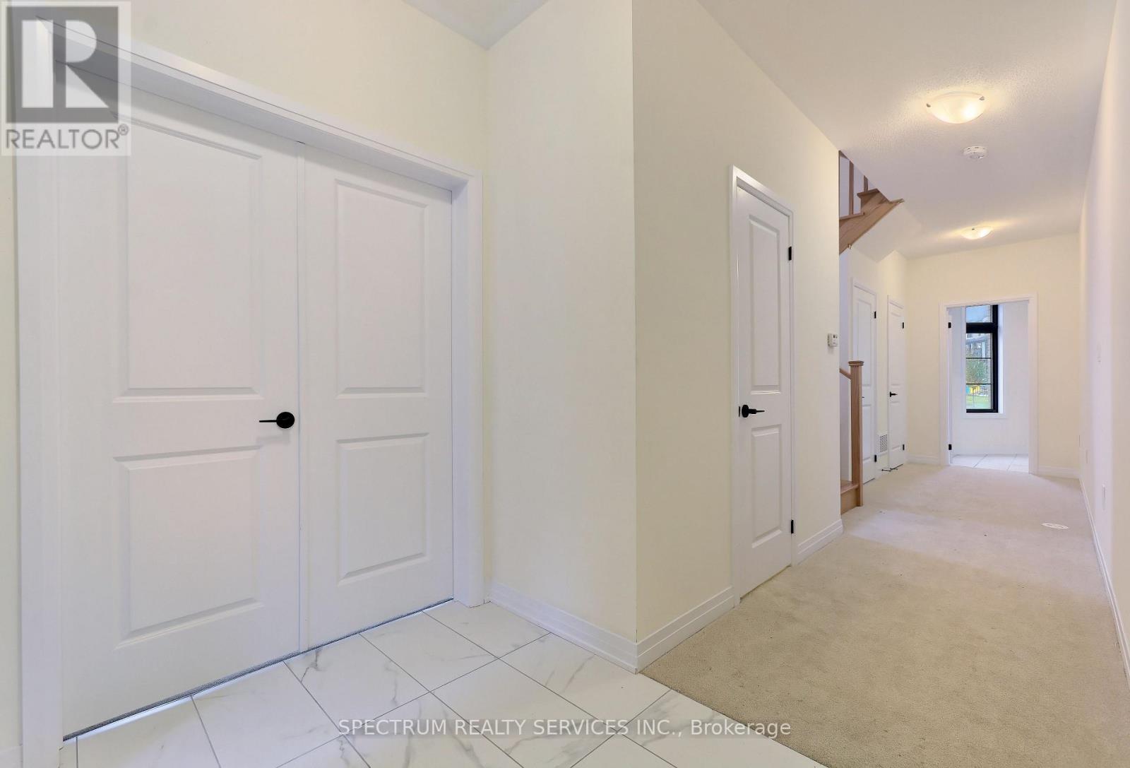 Photo 8 of 155 De La Roche Drive, Vaughan ON