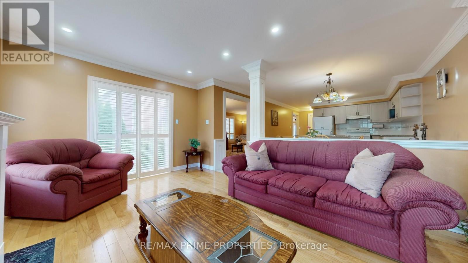 Photo 19 of 49 Rembrandt Drive, Markham ON