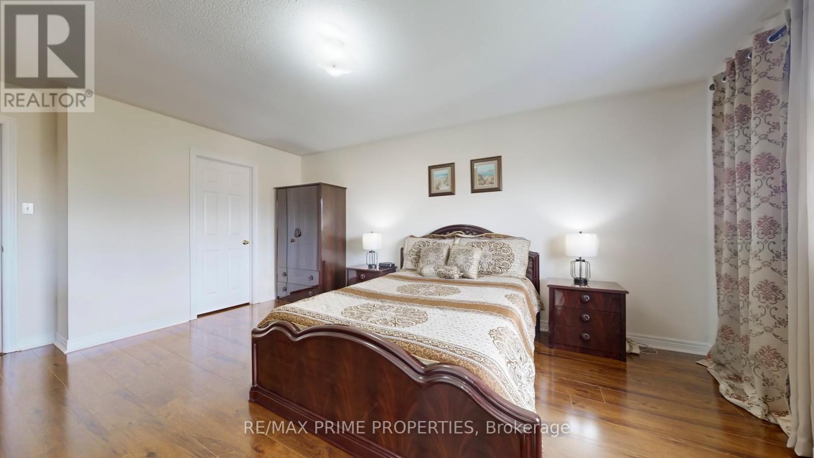 Photo 25 of 49 Rembrandt Drive, Markham ON
