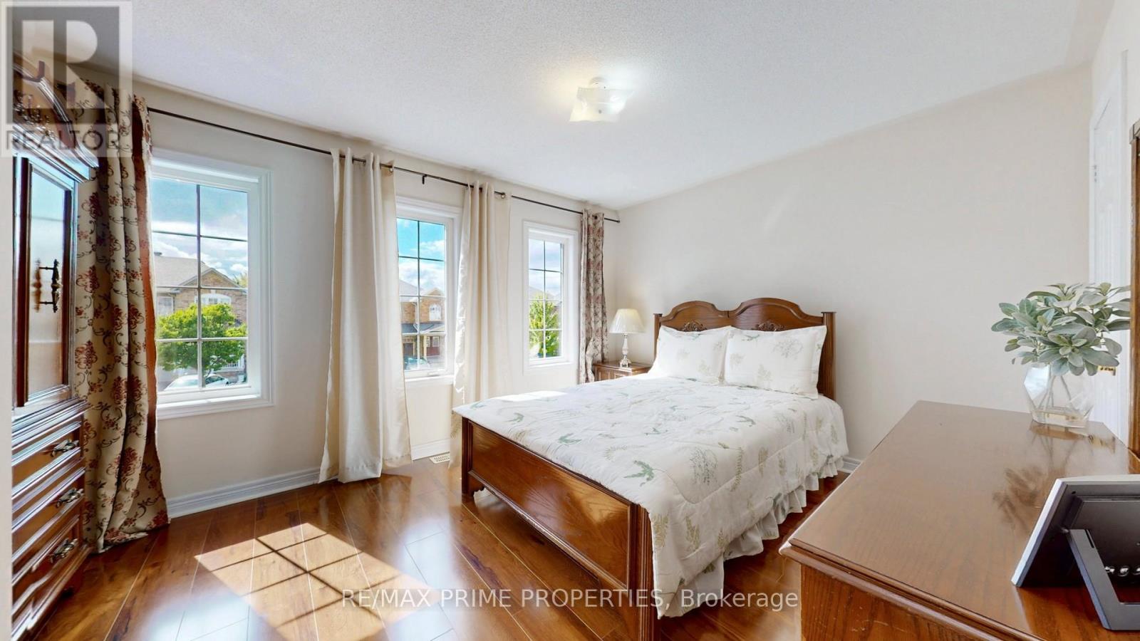 Photo 26 of 49 Rembrandt Drive, Markham ON