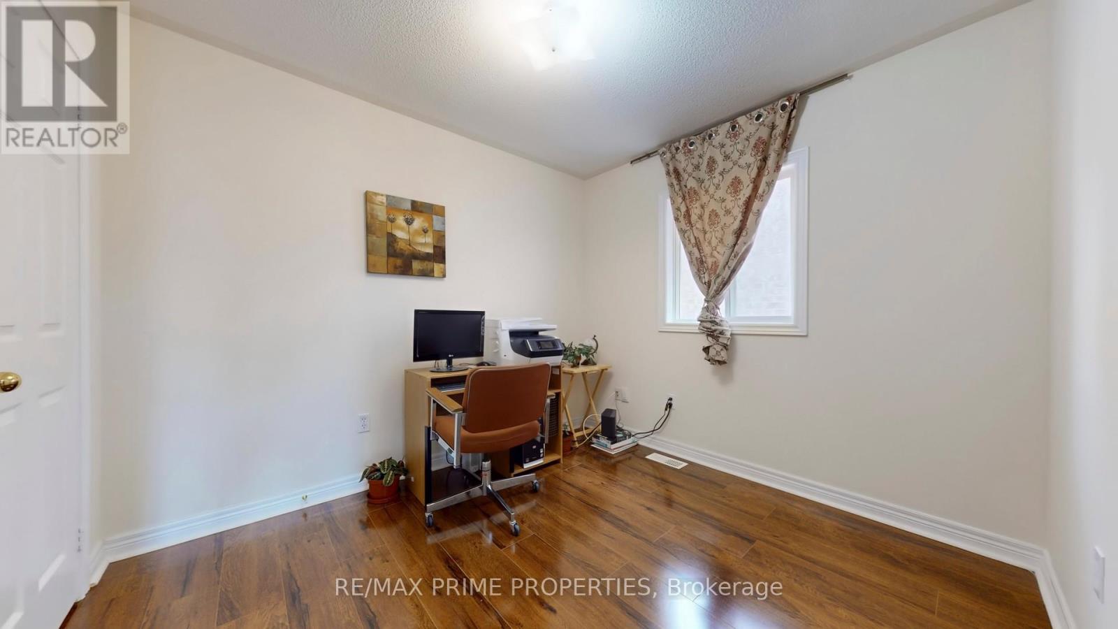 Photo 31 of 49 Rembrandt Drive, Markham ON