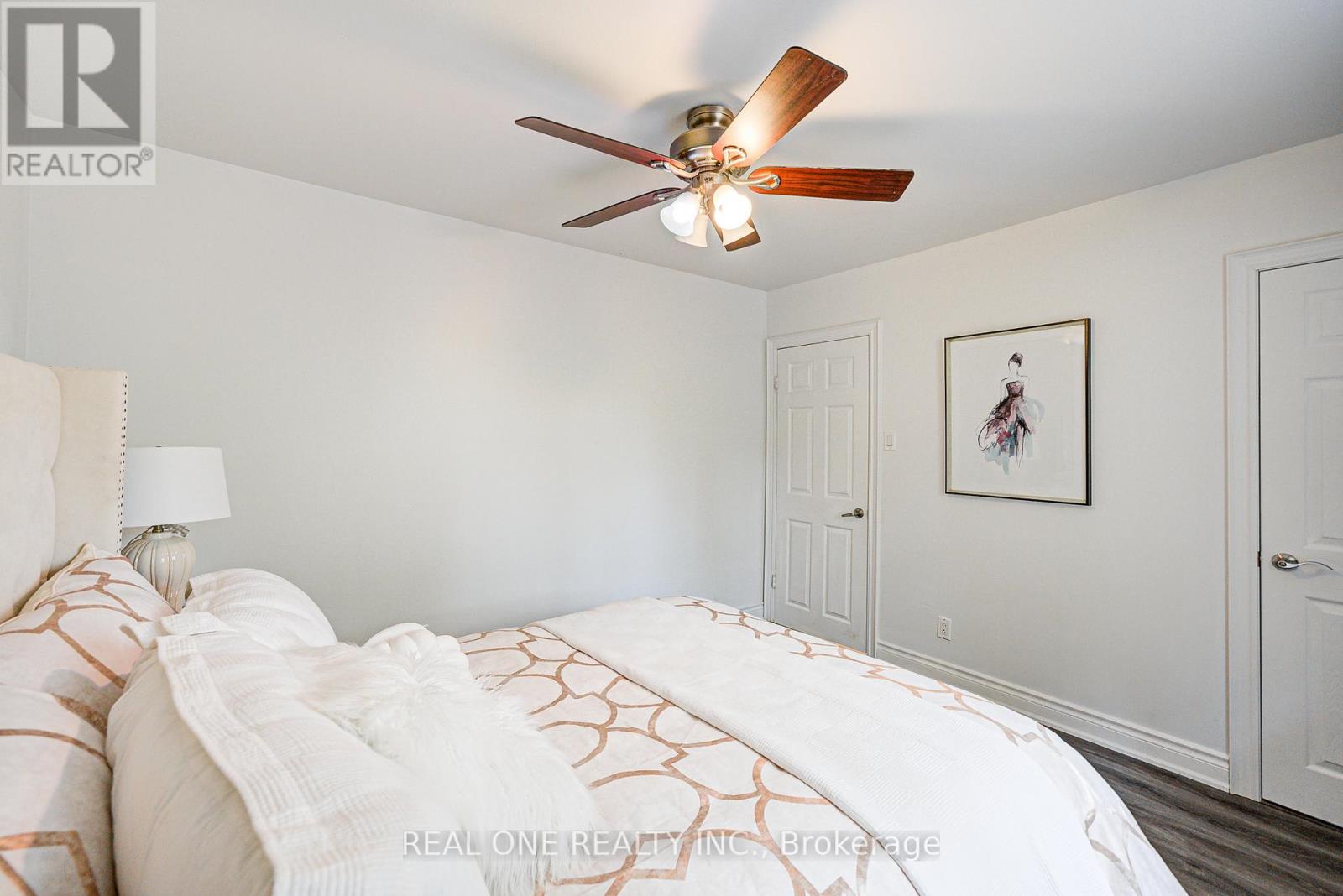 Photo 25 of 68 Laverock Avenue, Richmond Hill ON