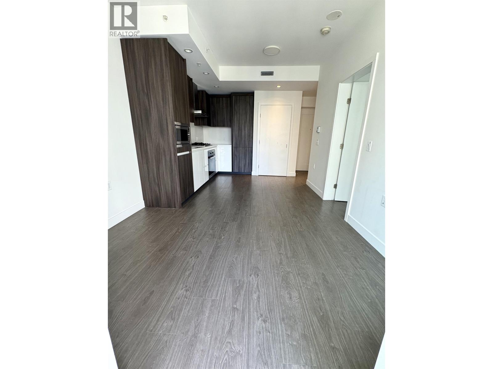 Photo 3 of 1004 6328 No 3 Road, Richmond BC