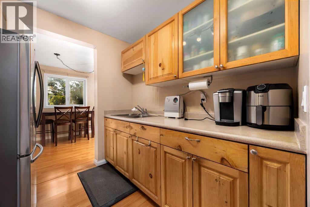 Photo 13 of 41 12 Templewood Drive Ne, Calgary AB