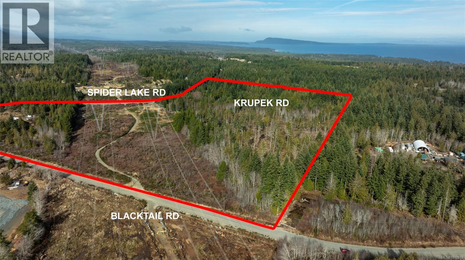Photo 2 of 815 Spider Lake Rd, Qualicum Beach BC