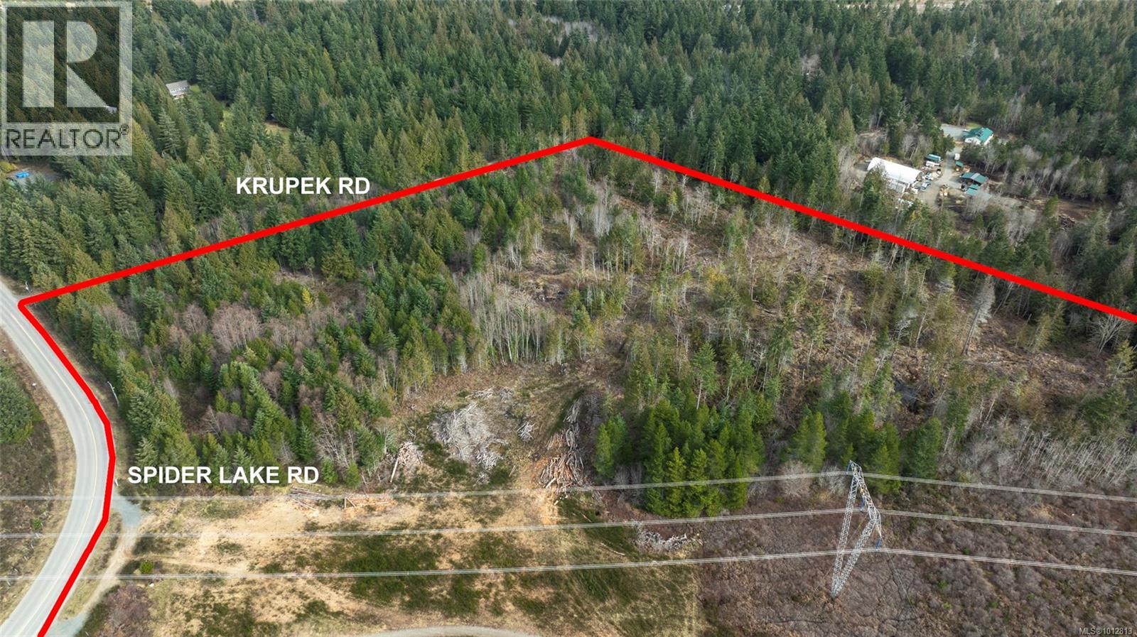Photo 4 of 815 Spider Lake Rd, Qualicum Beach BC