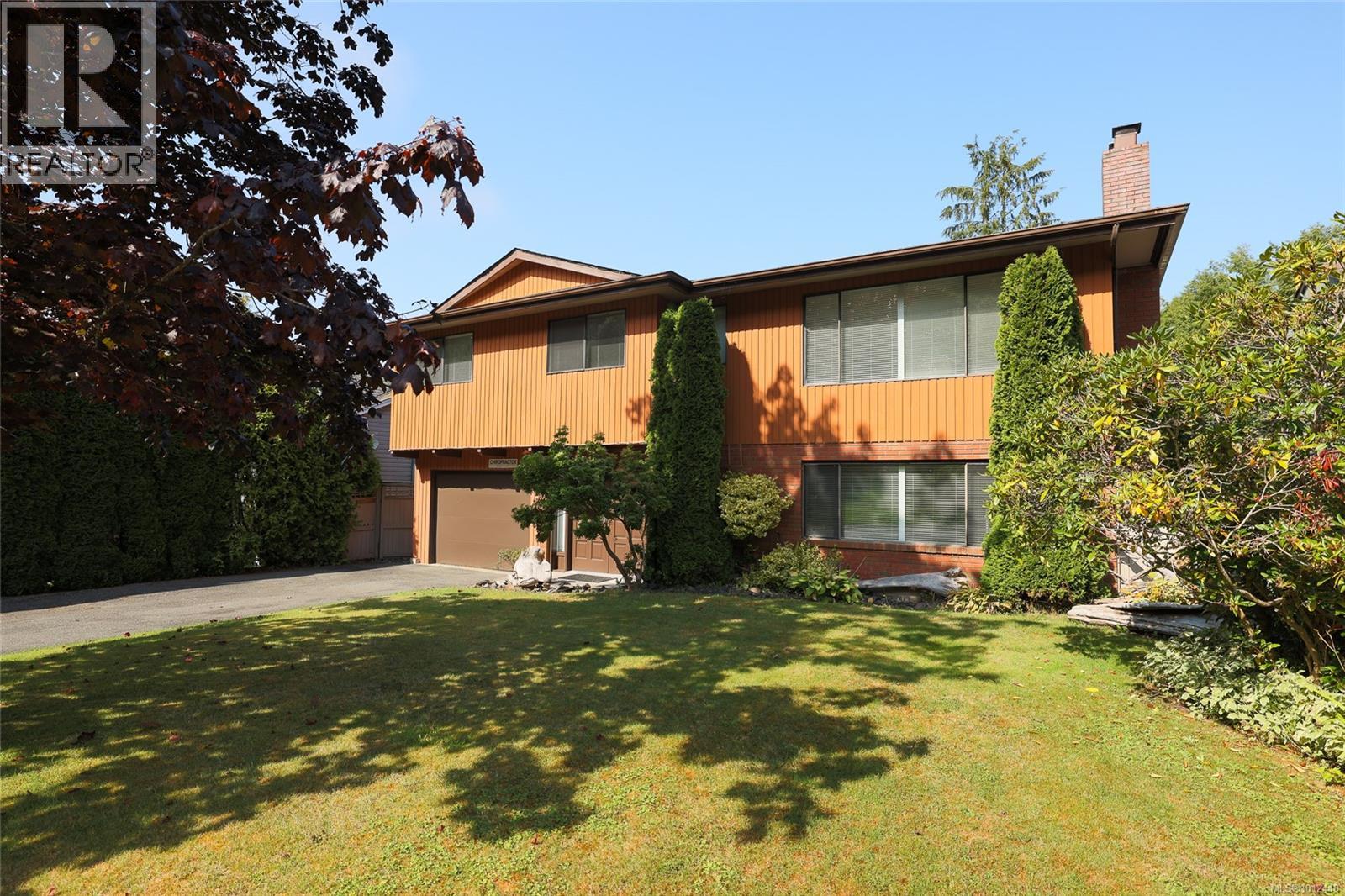 Photo 2 of 9160 Elk Dr, Port Hardy BC