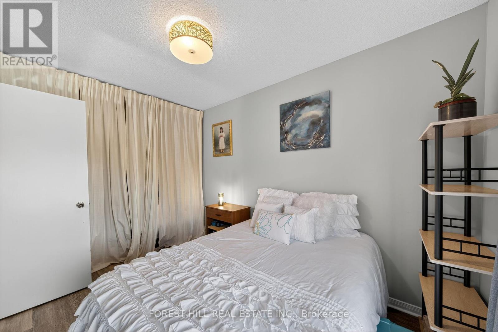 Photo 6 of 4 22 Meadow Lane, Barrie ON