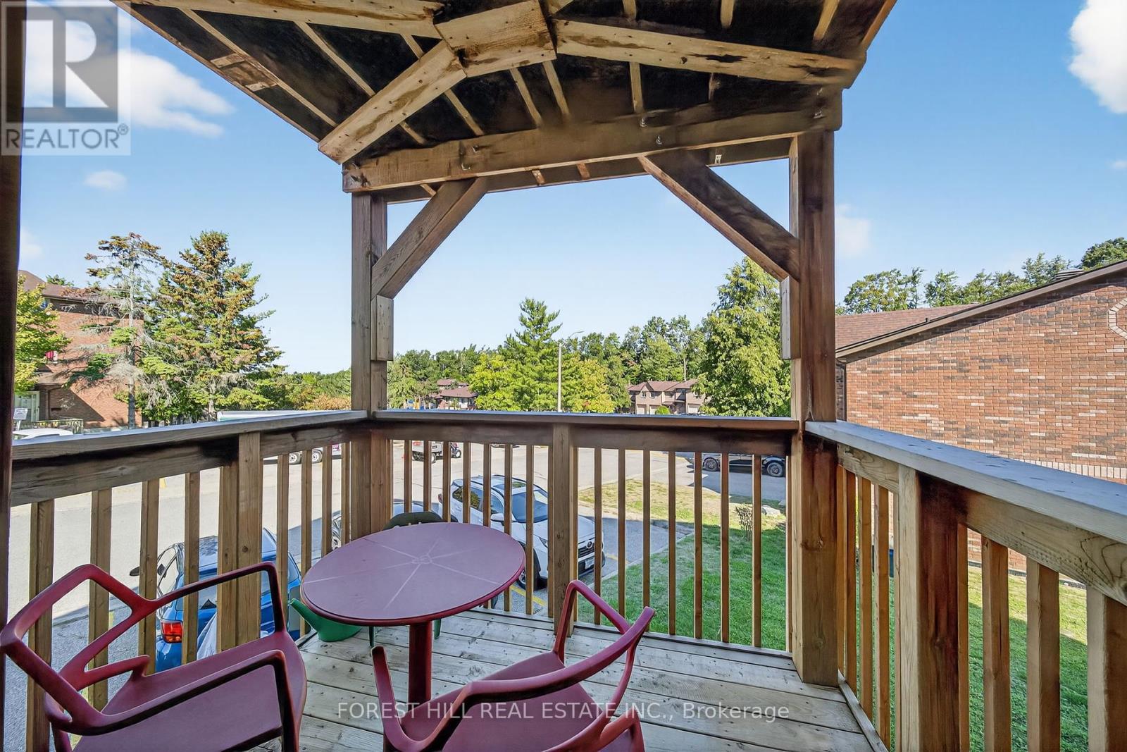 Photo 7 of 4 22 Meadow Lane, Barrie ON