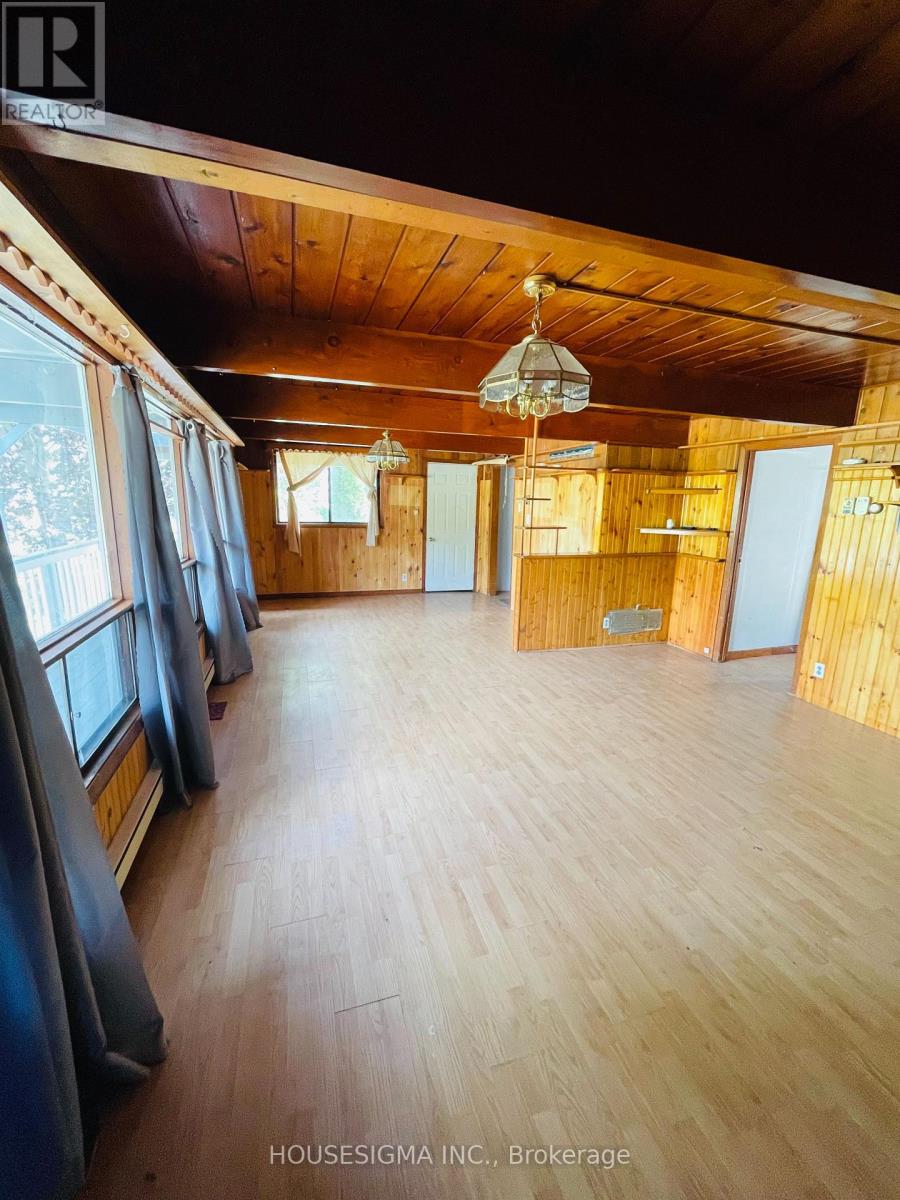 Photo 6 of 13 Bayview Avenue, Wasaga Beach ON