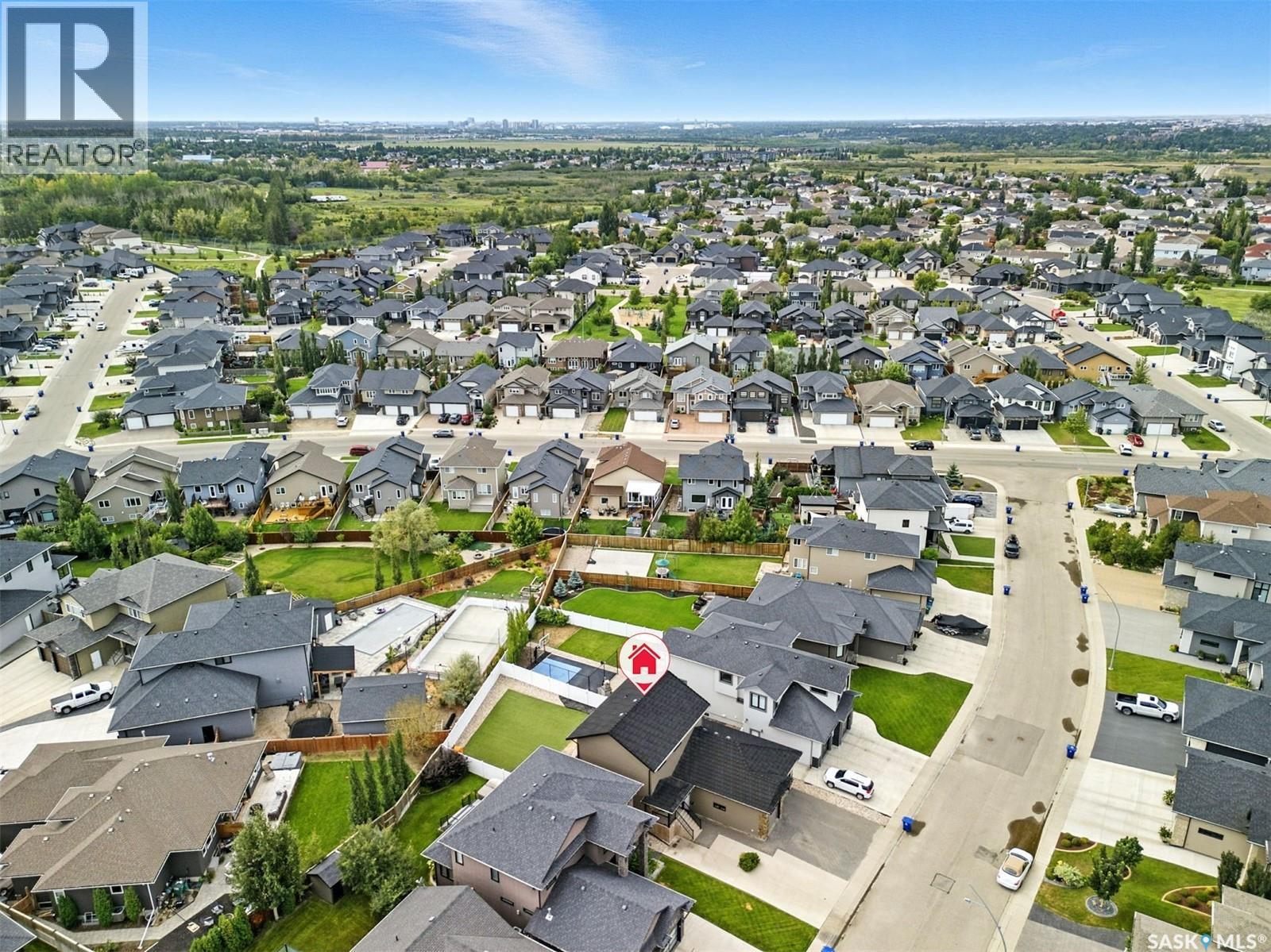 Photo 43 of 122 Roy Crescent, Saskatoon SK