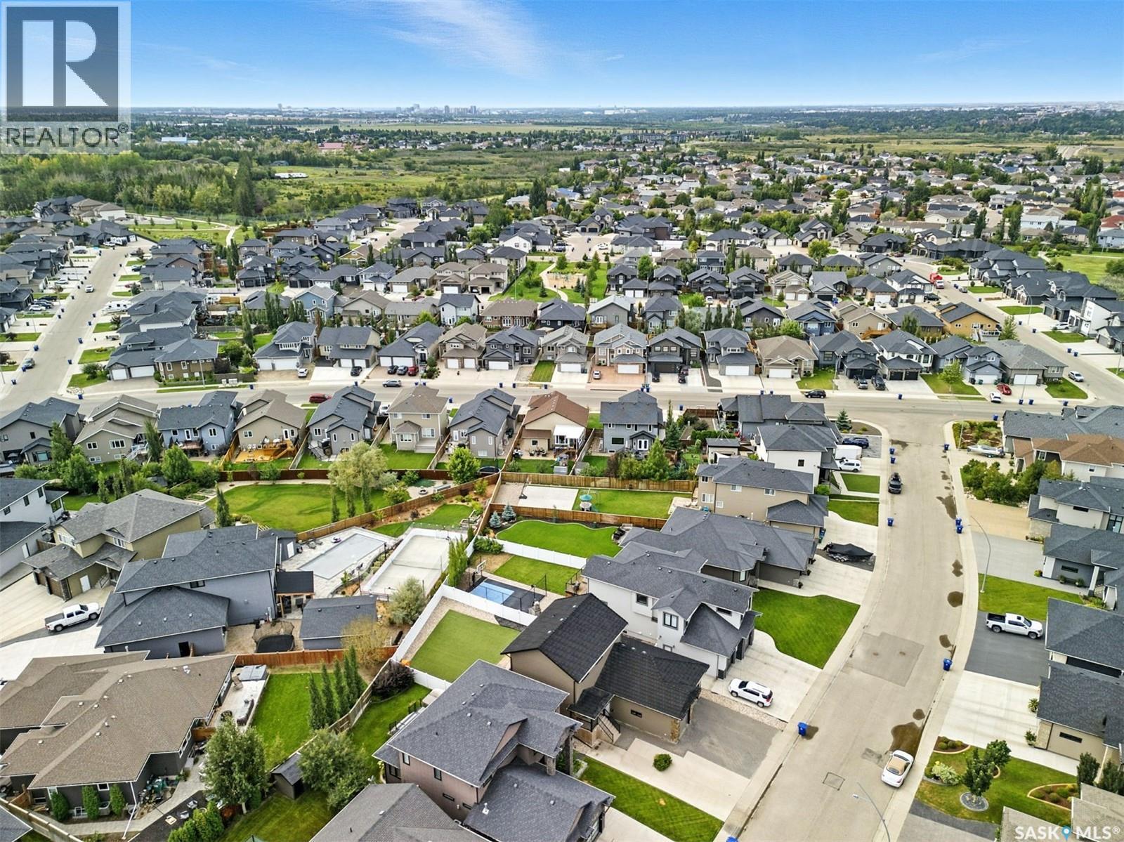 Photo 44 of 122 Roy Crescent, Saskatoon SK