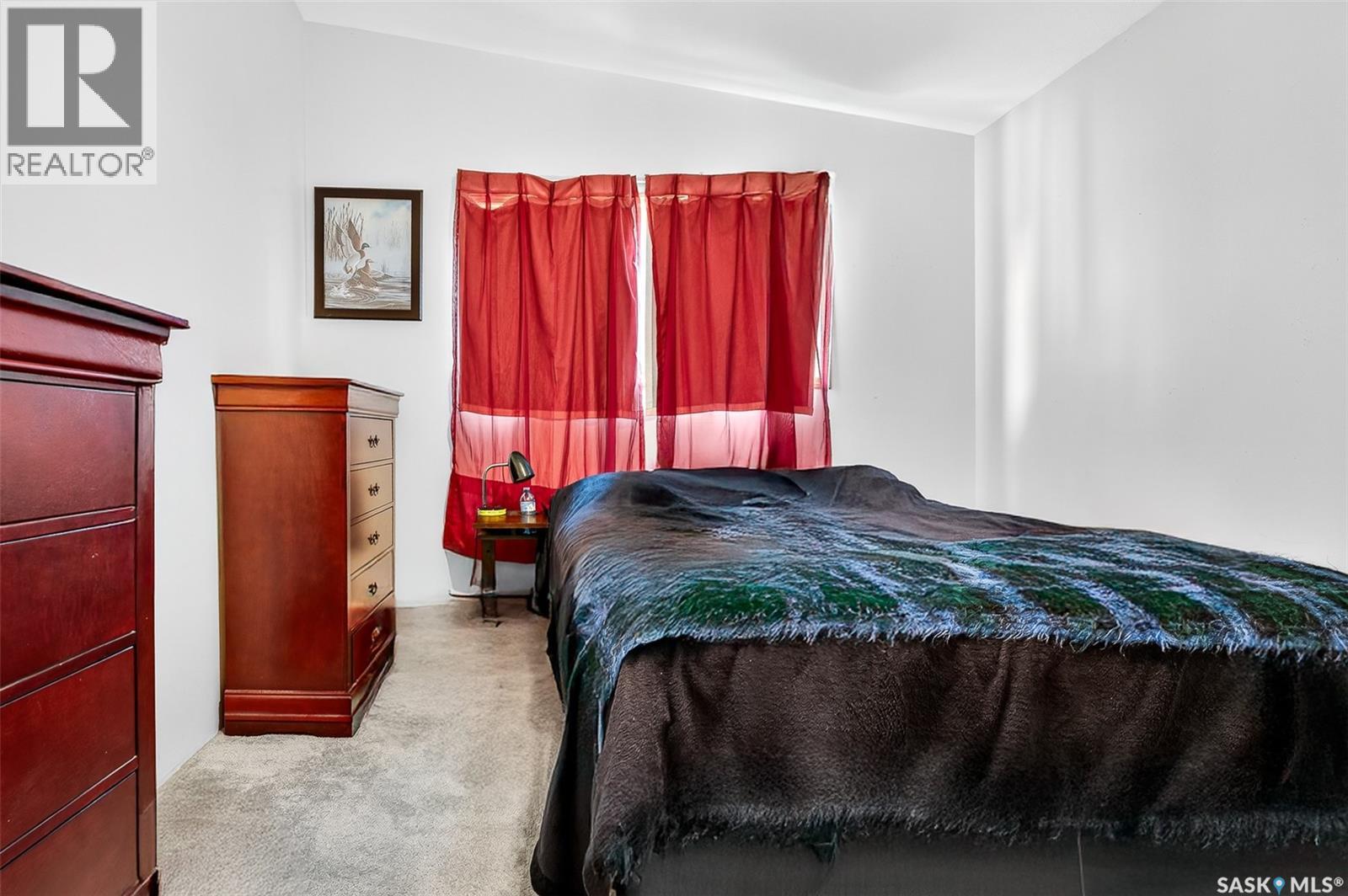 Photo 17 of 1138 7th Avenue Nw, Moose Jaw SK