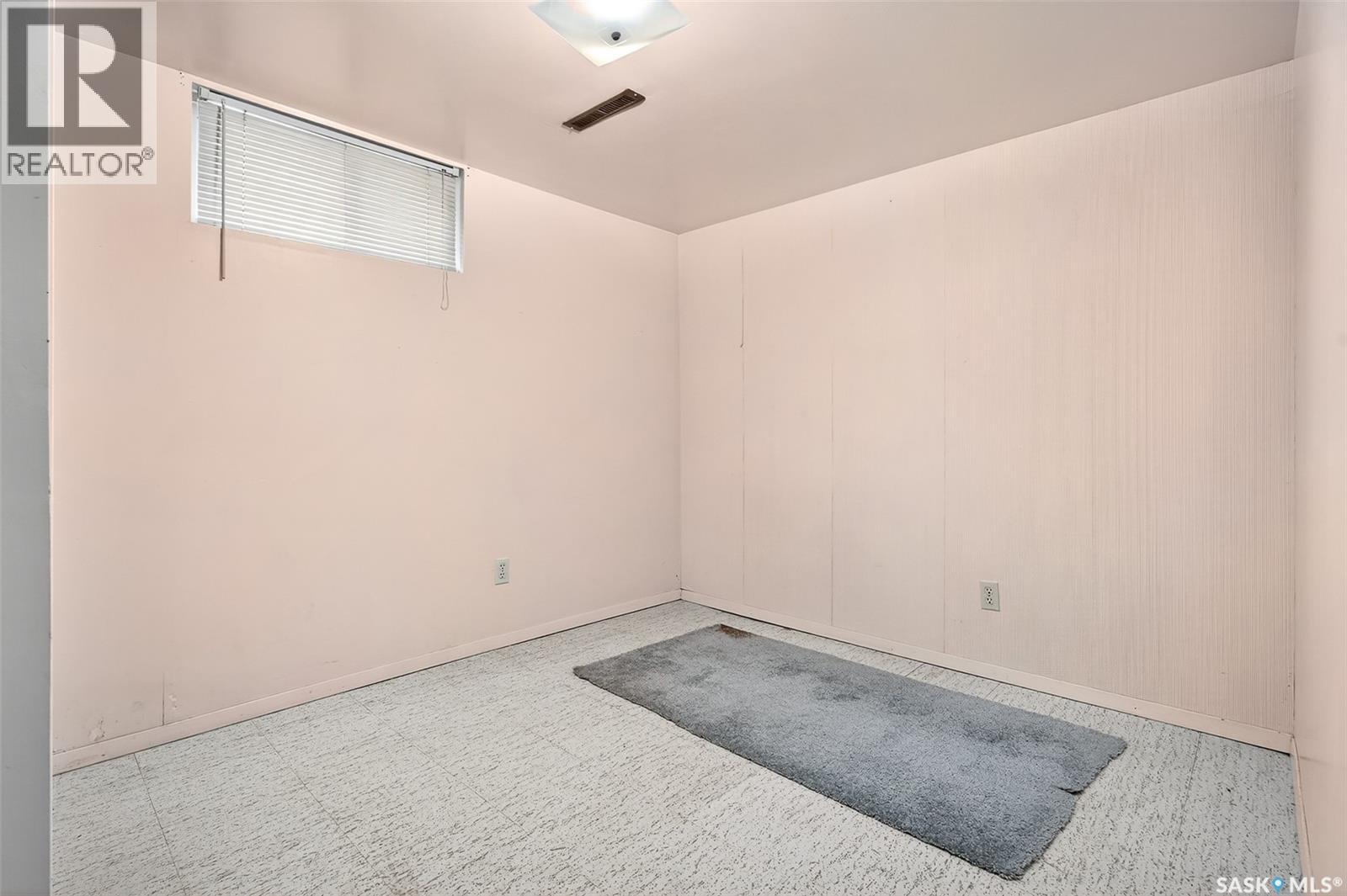 Photo 24 of 1138 7th Avenue Nw, Moose Jaw SK