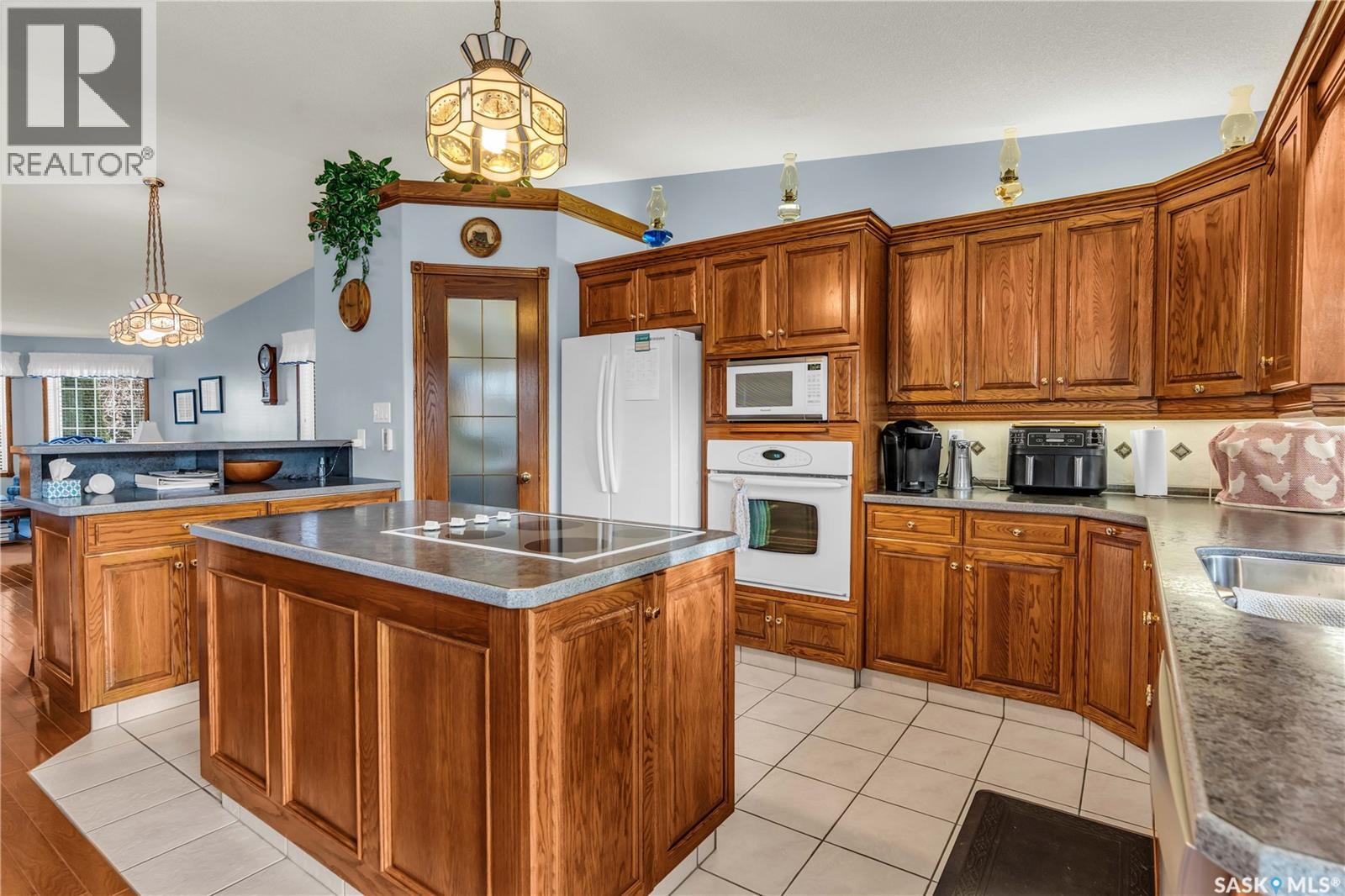 Photo 7 of 1338 Lapchuk Crescent N, Regina SK