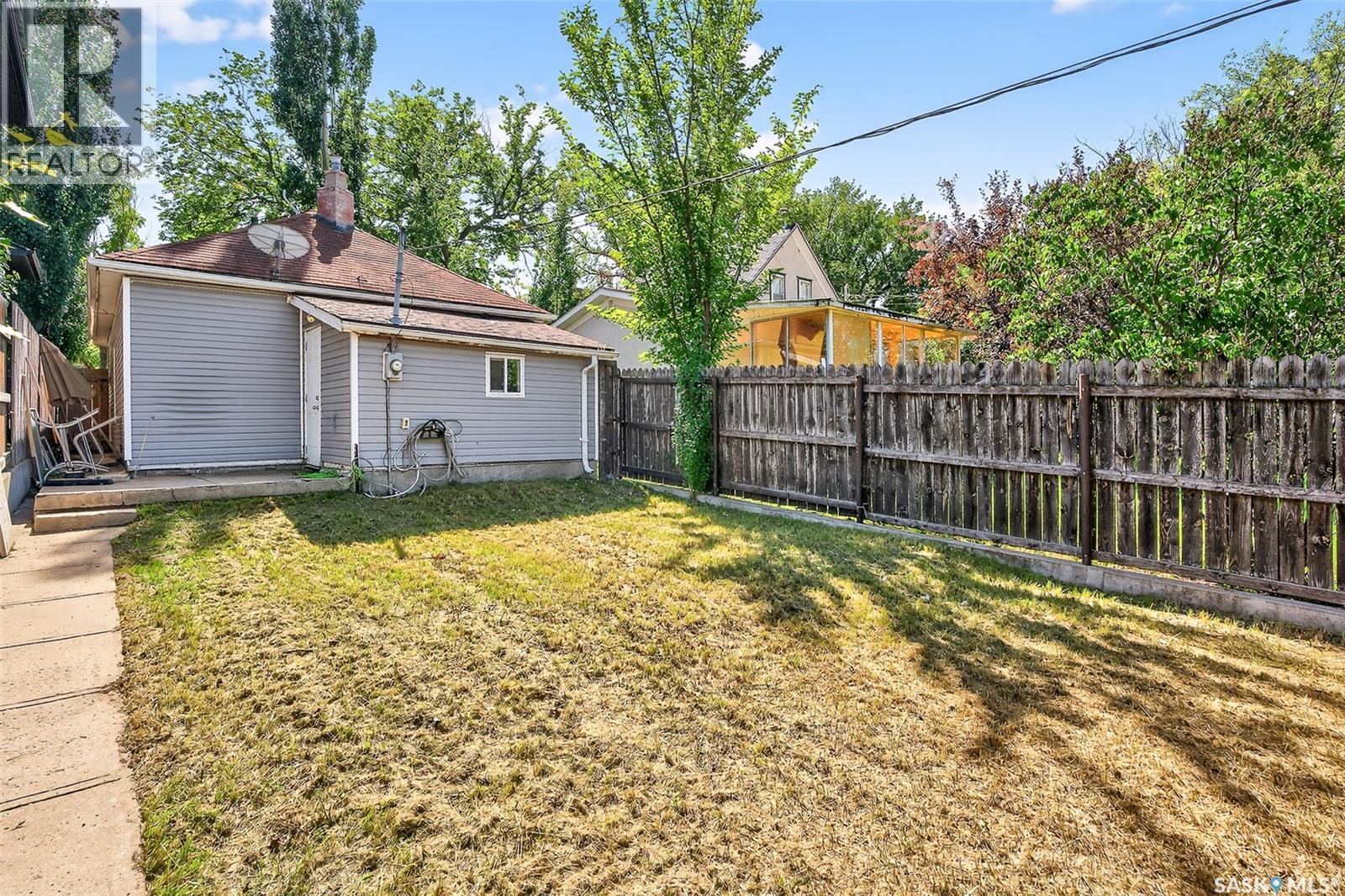 Photo 29 of 62 Iroquois Street E, Moose Jaw SK
