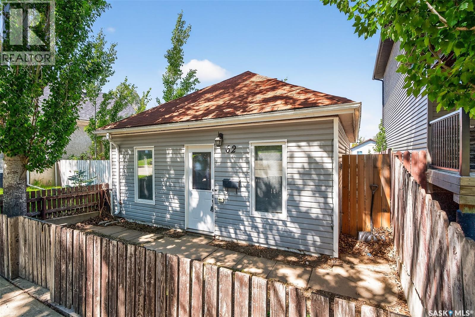 Photo 31 of 62 Iroquois Street E, Moose Jaw SK