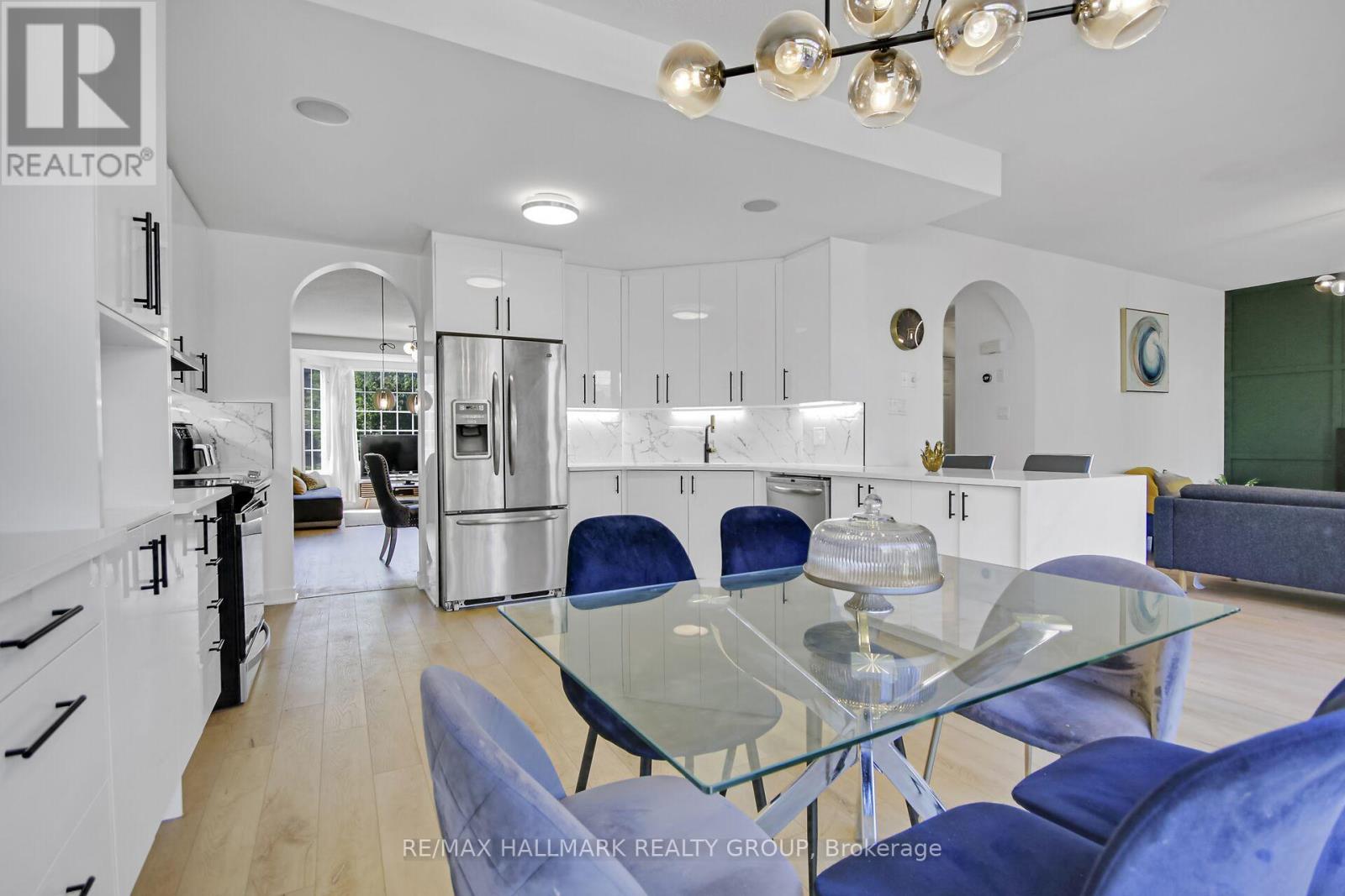 Photo 19 of 206 Annapolis Circle, Ottawa ON