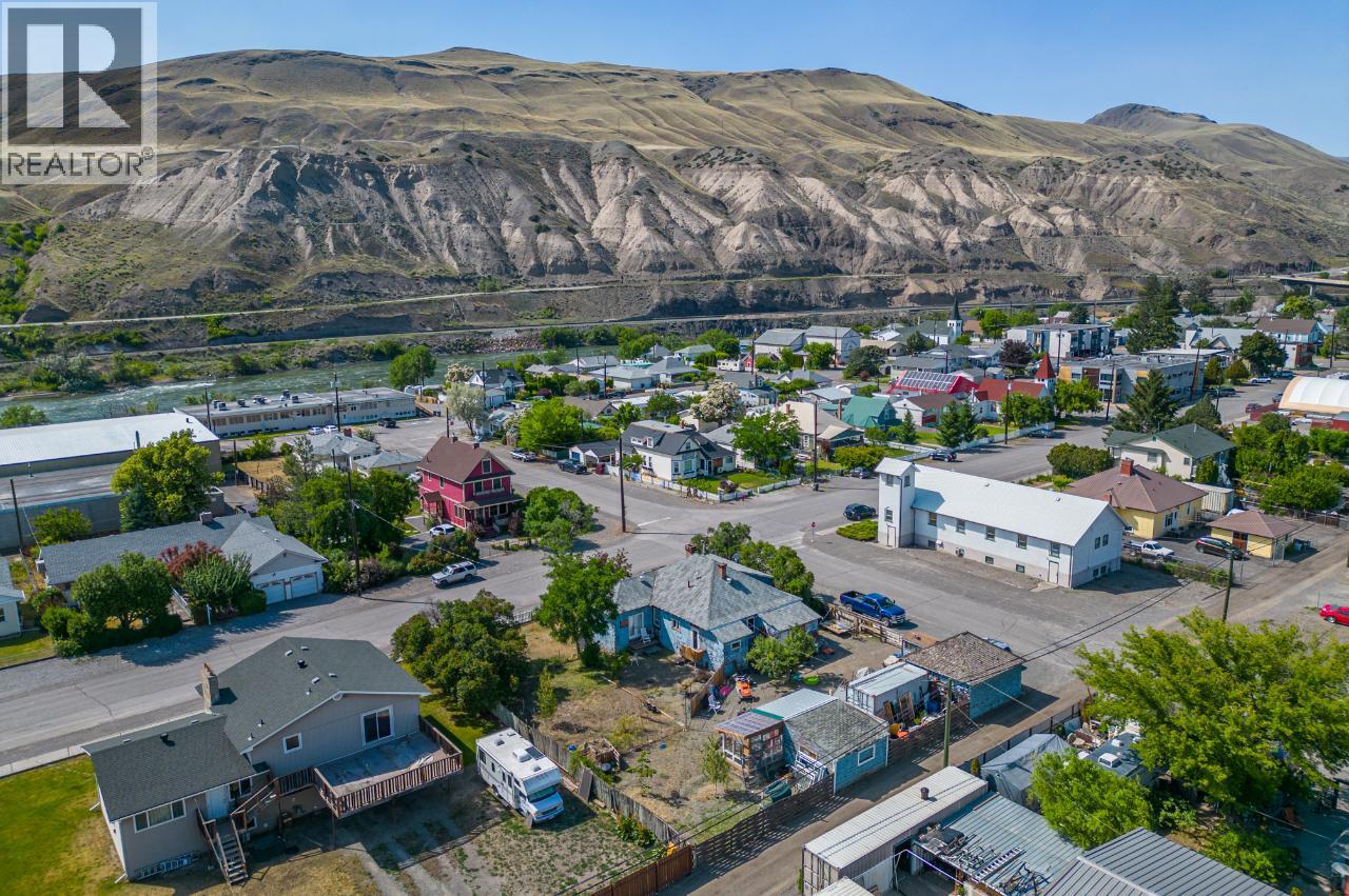 602 BRINK Street, Ashcroft