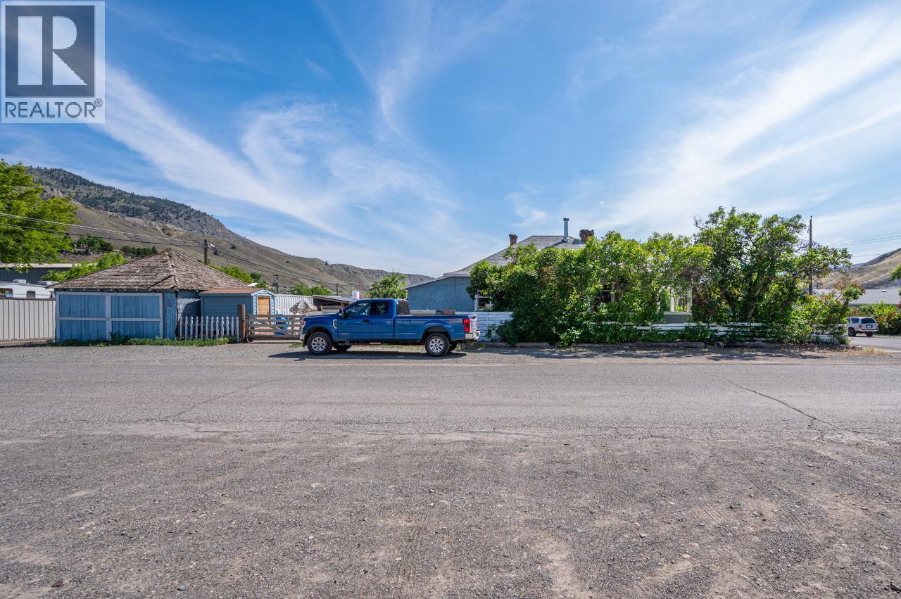 602 BRINK Street, Ashcroft