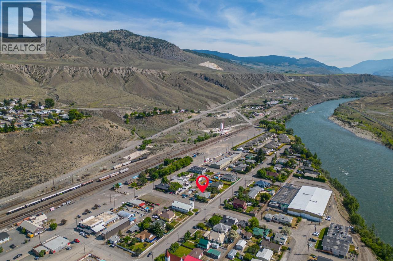 602 BRINK Street, Ashcroft