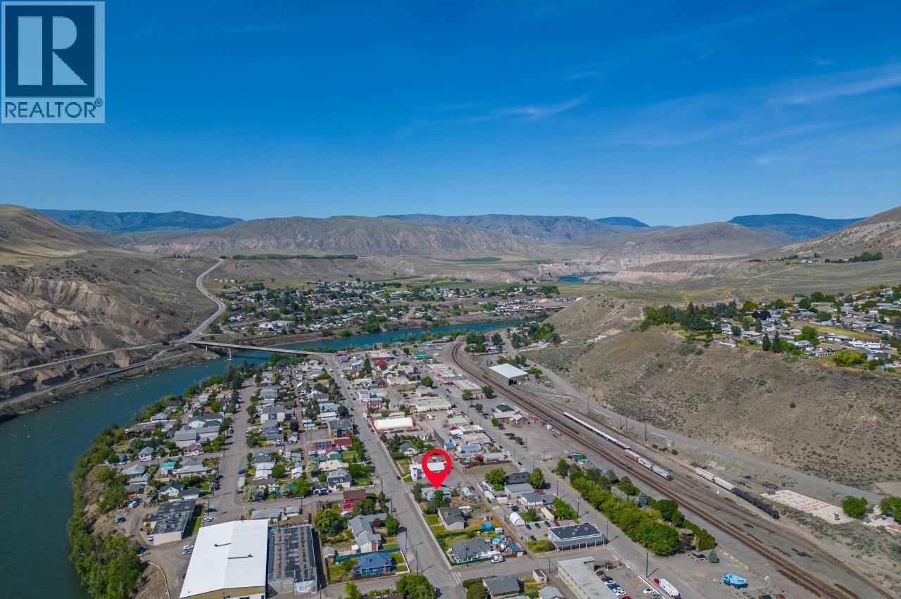 602 BRINK Street, Ashcroft