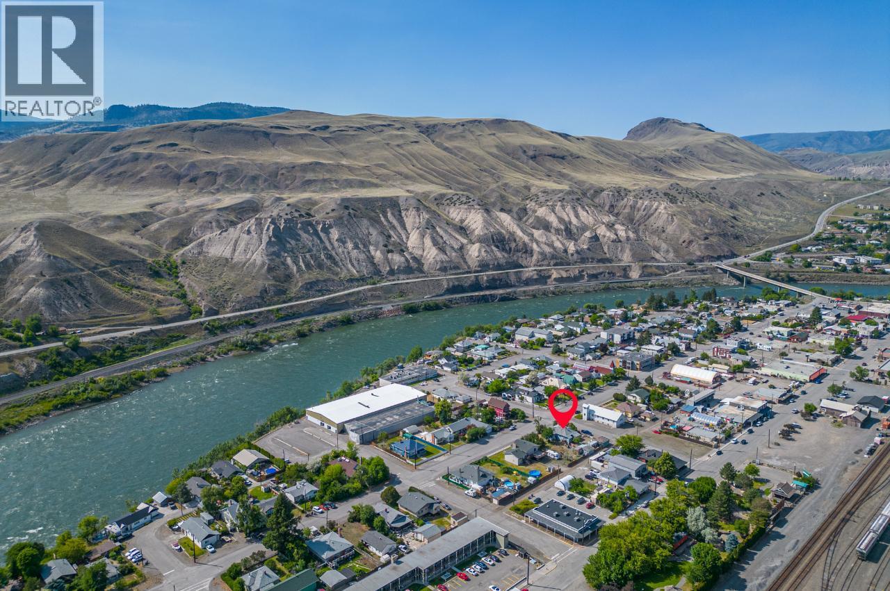 602 BRINK Street, Ashcroft