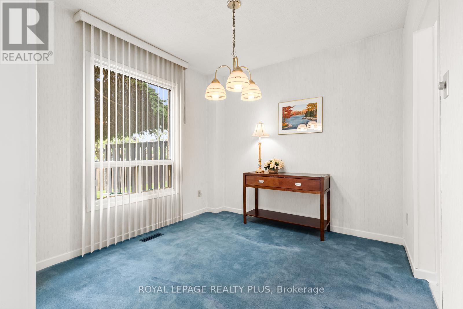Photo 10 of 85 1180 Mississauga Valley Boulevard, Mississauga ON