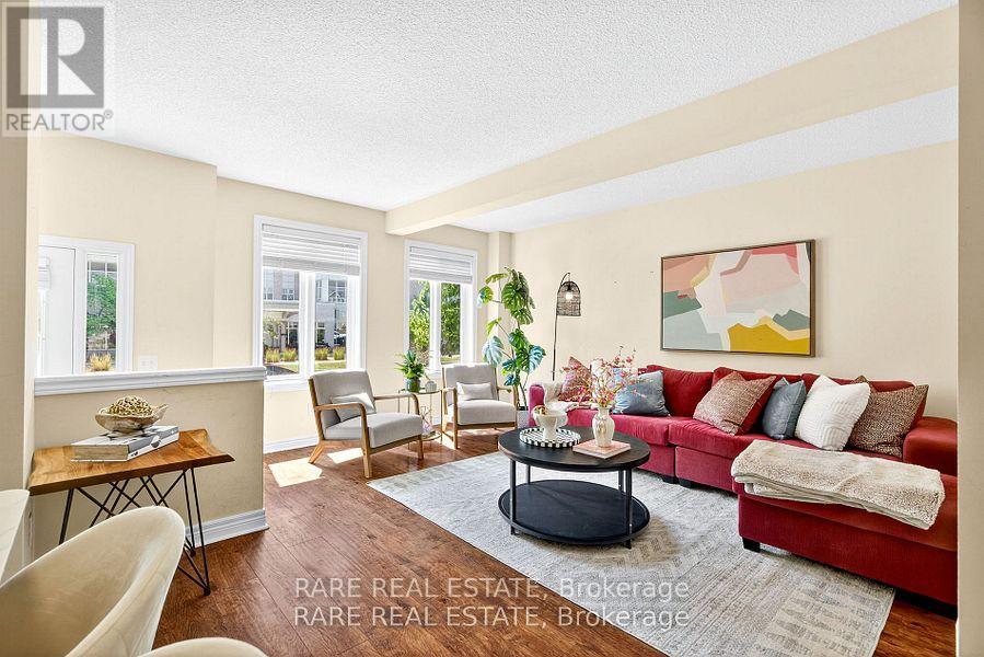 Photo 7 of 12 1750 Creek Way, Burlington ON