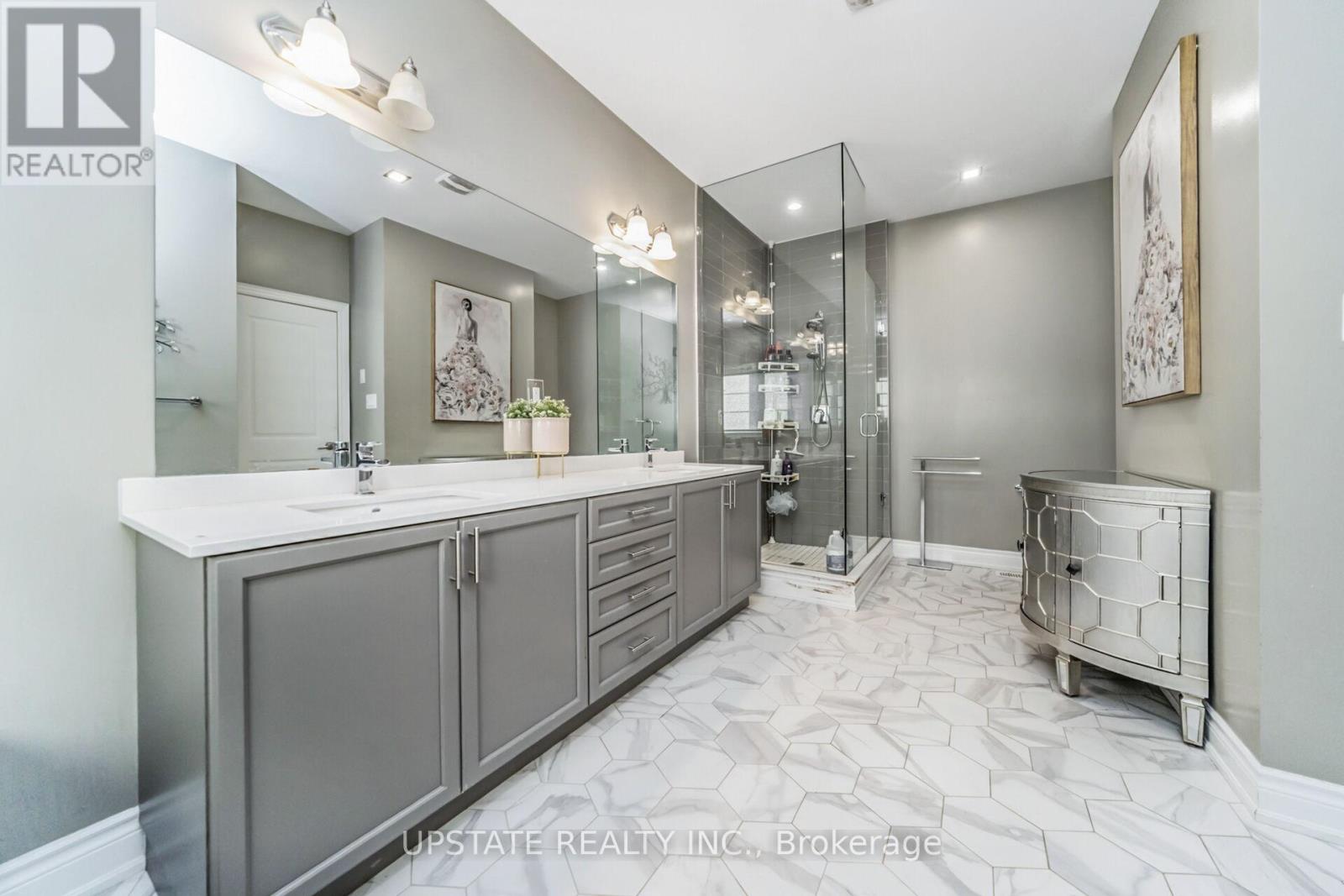 Photo 22 of 10 Vineyard Drive, Brampton ON