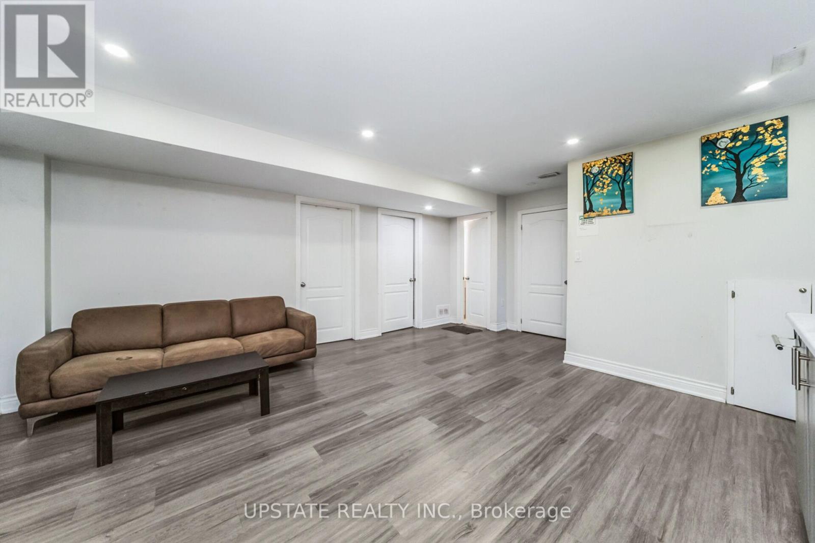 Photo 34 of 10 Vineyard Drive, Brampton ON