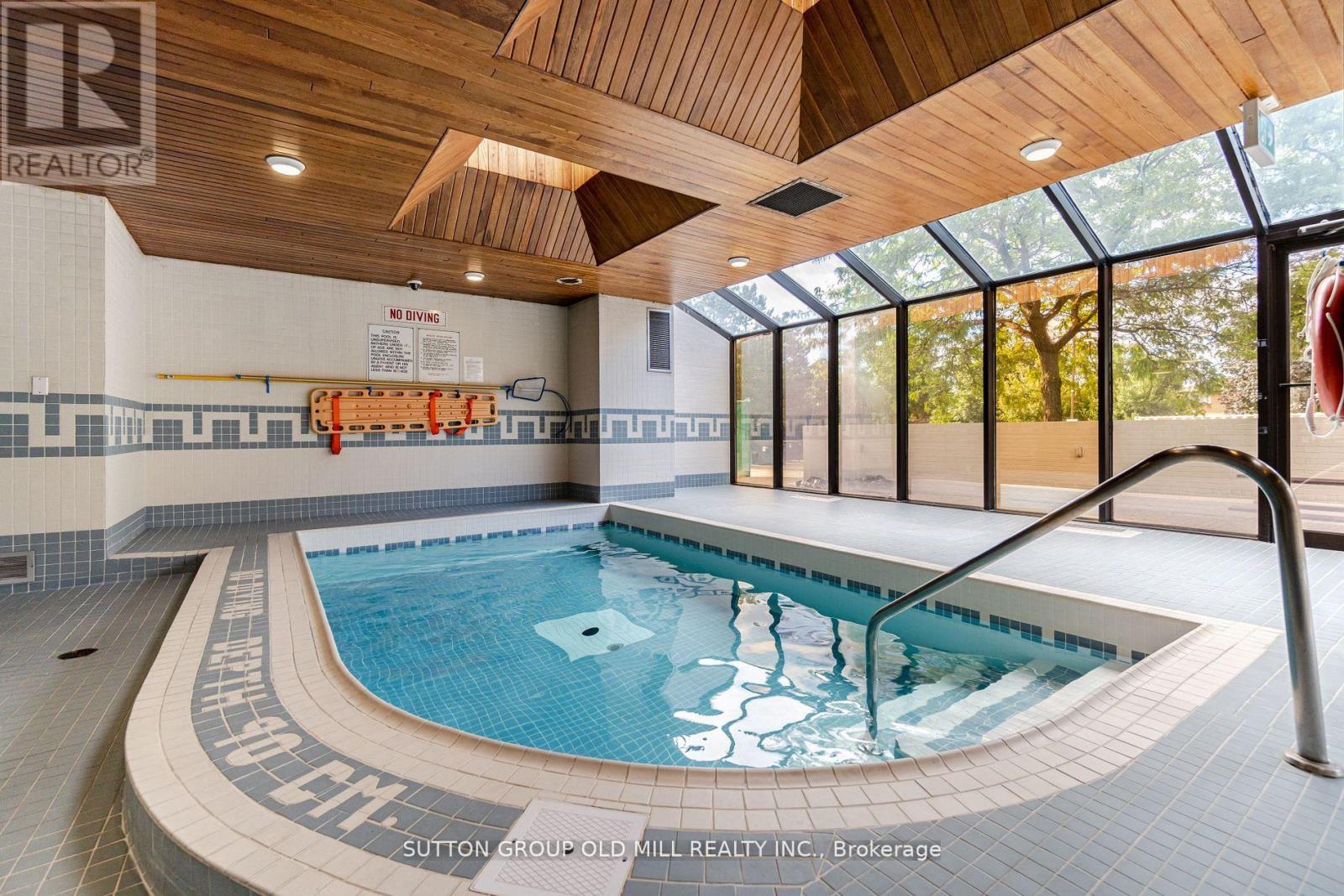 Photo 25 of 504 1360 Rathburn Road E, Mississauga ON
