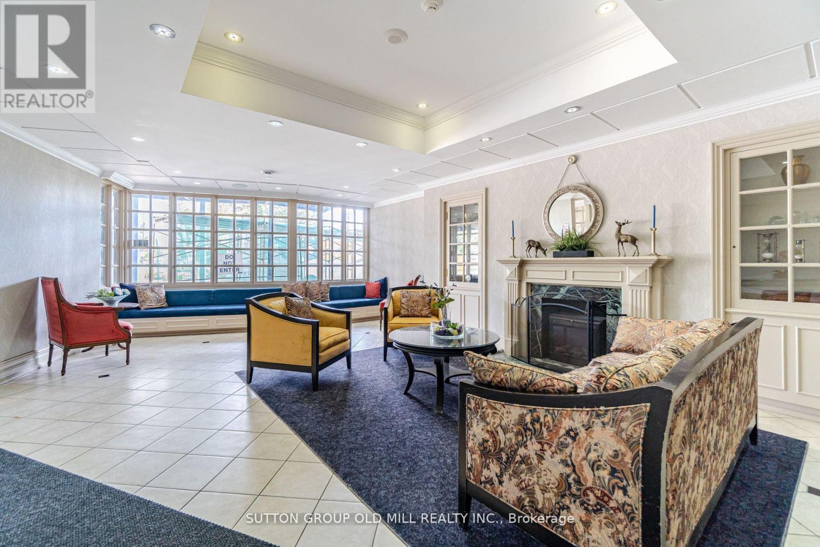 Photo 3 of 504 1360 Rathburn Road E, Mississauga ON