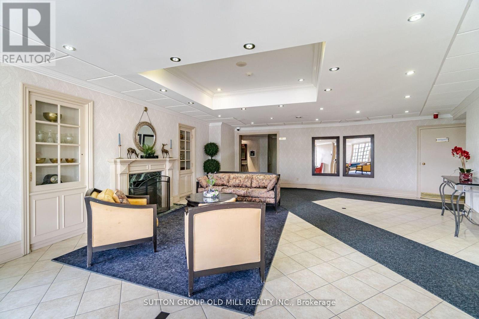Photo 4 of 504 1360 Rathburn Road E, Mississauga ON