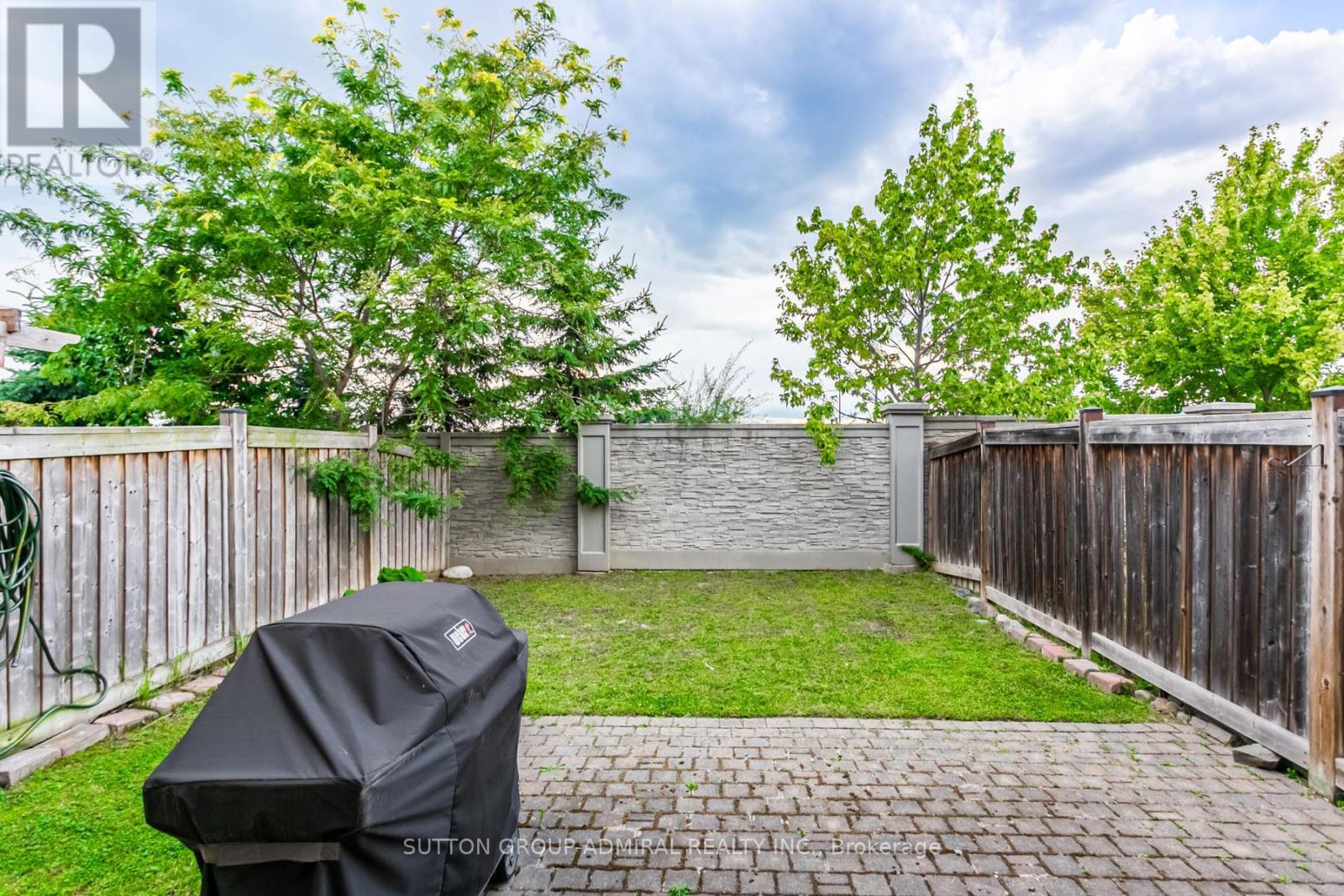 Photo 41 of 34 Beachville Circle, Brampton ON