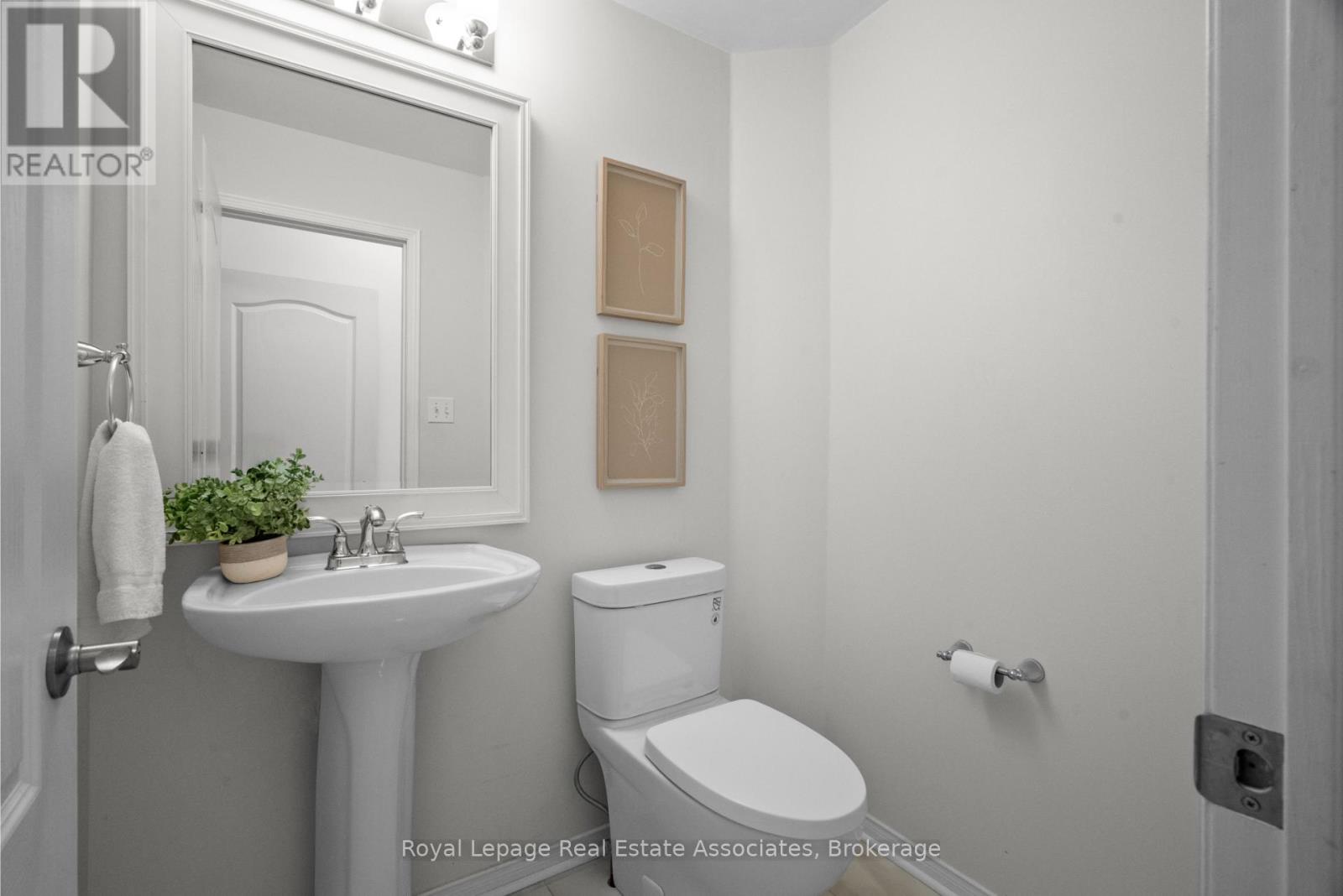 Photo 16 of 5554 Linwell Place, Mississauga ON
