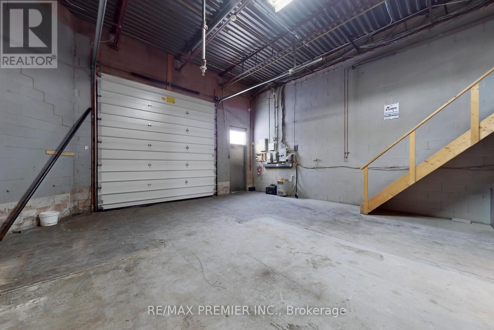 Photo 17 of 17 5484 Tomken Road, Mississauga ON