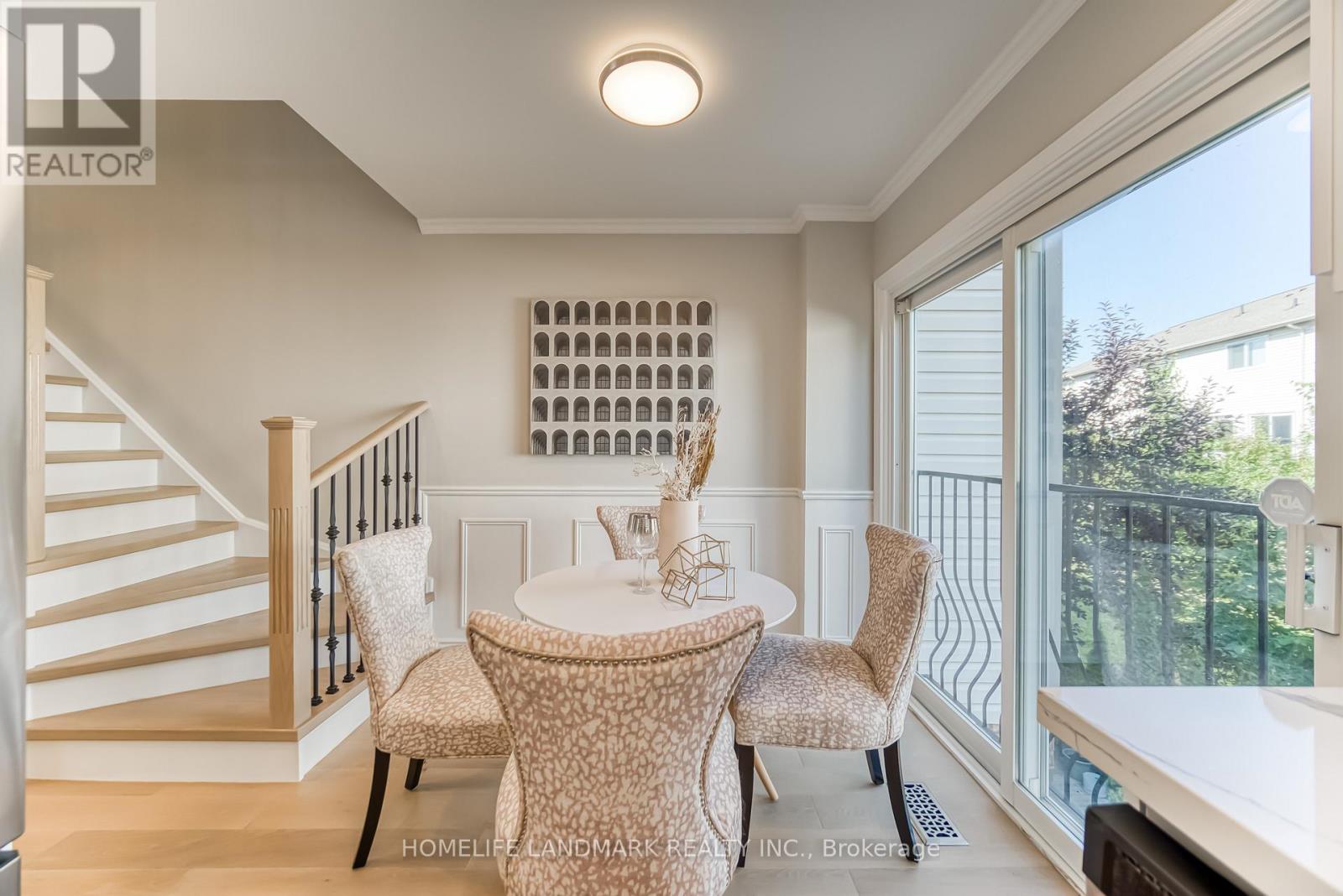 Photo 15 of 139 5055 Heatherleigh Avenue, Mississauga ON