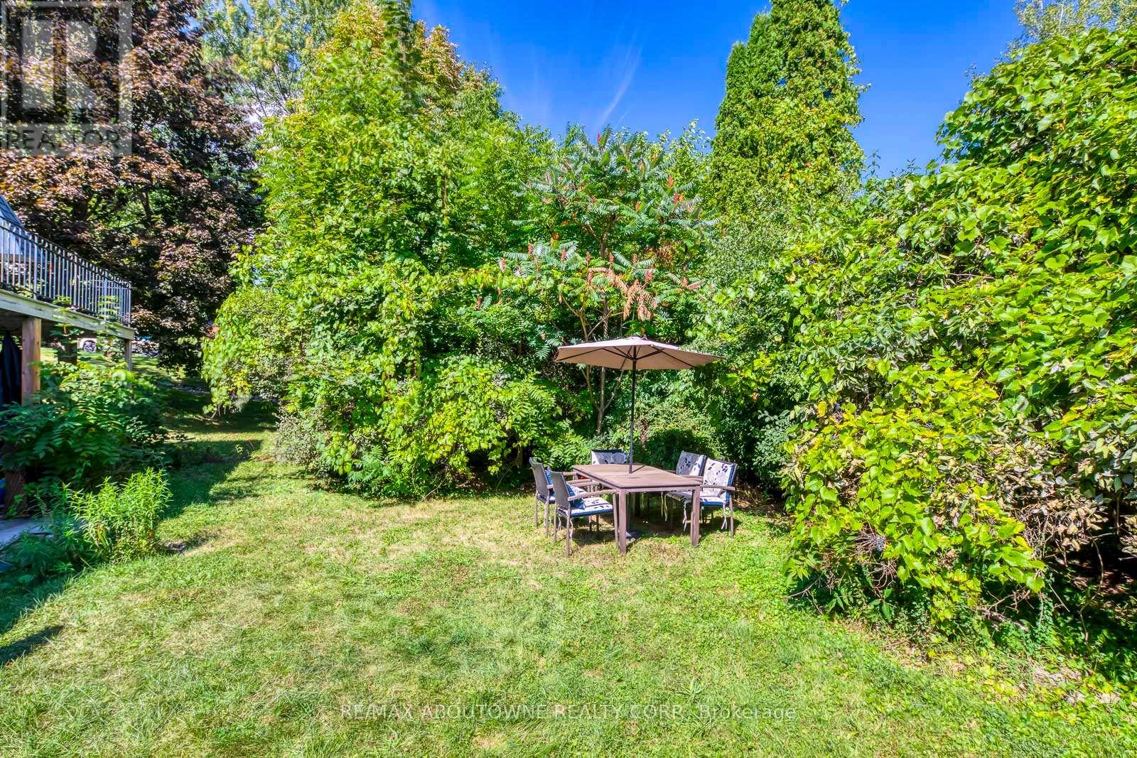 Photo 21 of 1310 Beaufort Drive, Burlington ON
