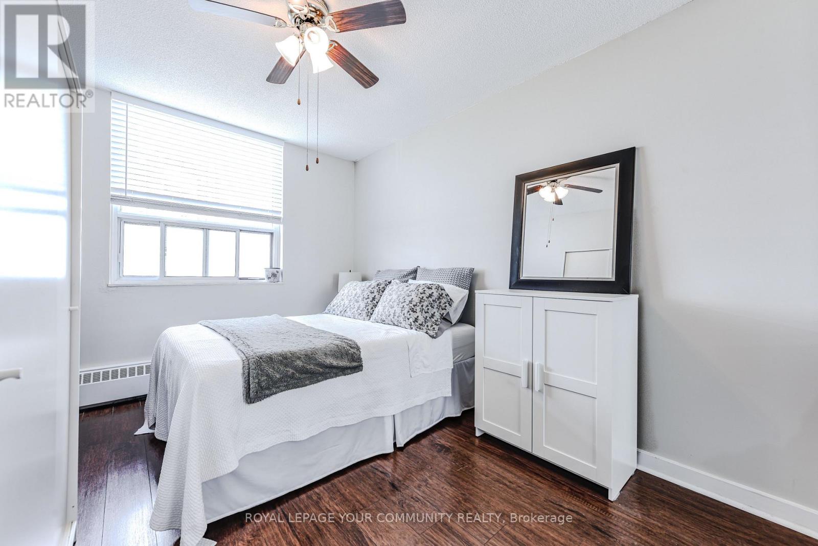 Photo 24 of 901 3390 Weston Road N, Toronto ON