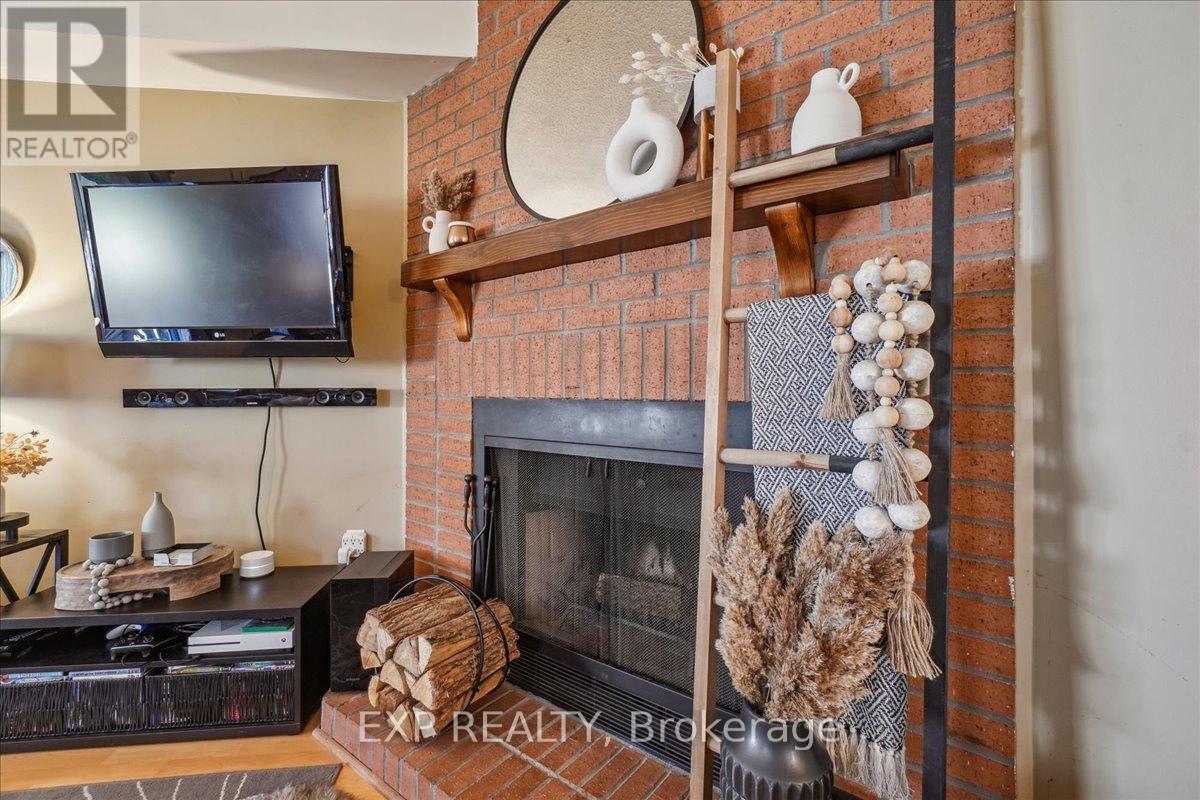 Photo 16 of 7 Rosset Valley Court, Halton Hills ON