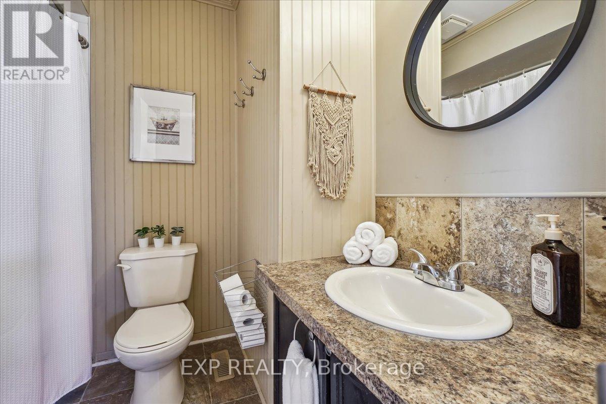 Photo 31 of 7 Rosset Valley Court, Halton Hills ON