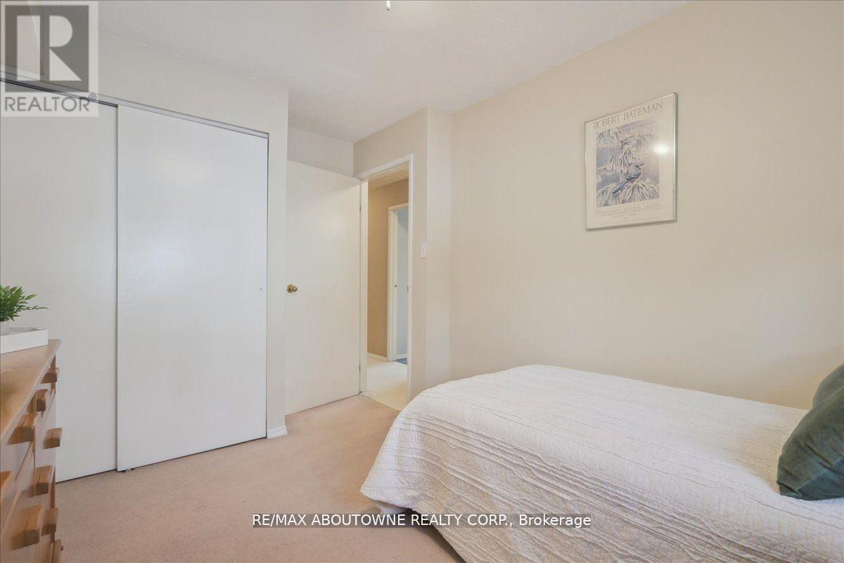 Photo 17 of 921 1450 Glen Abbey Gate, Oakville ON