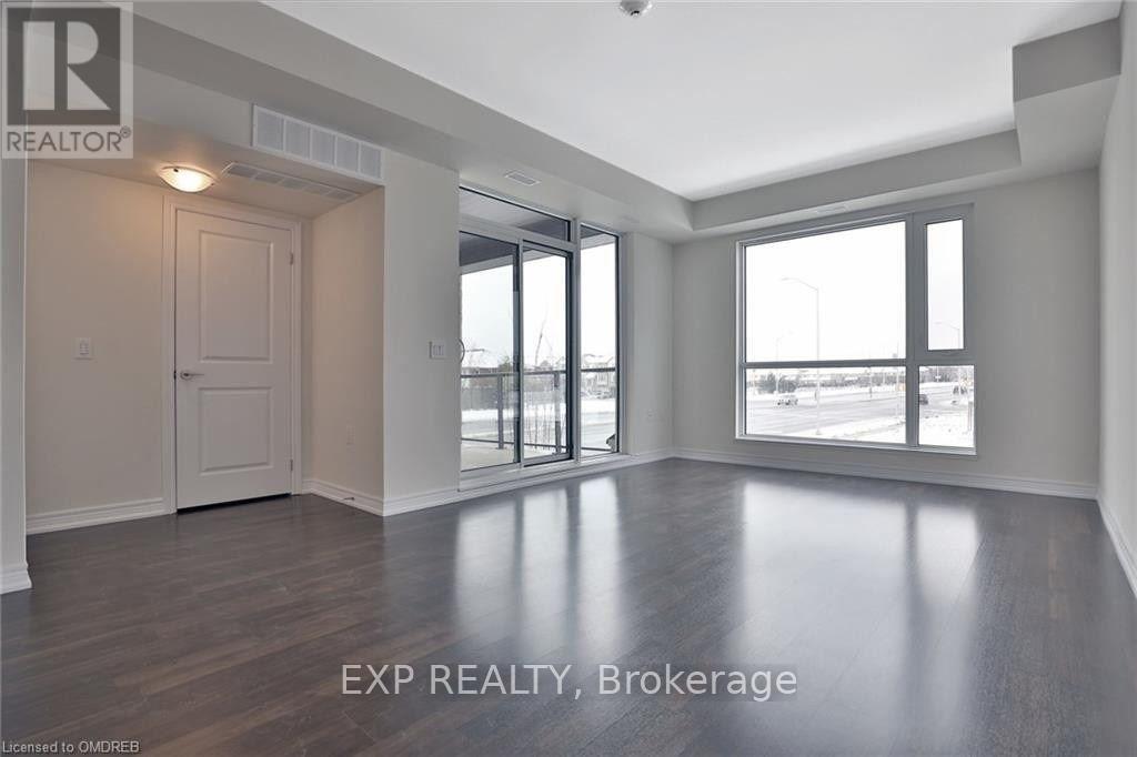 Photo 12 of 201 2393 Bronte Road, Oakville ON