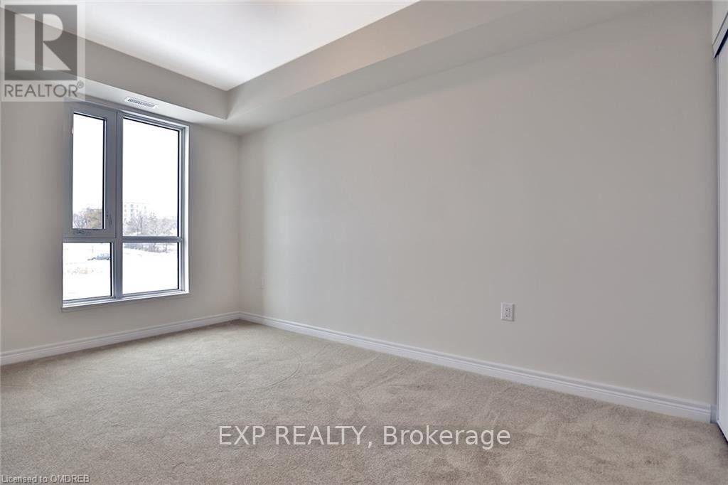 Photo 13 of 201 2393 Bronte Road, Oakville ON