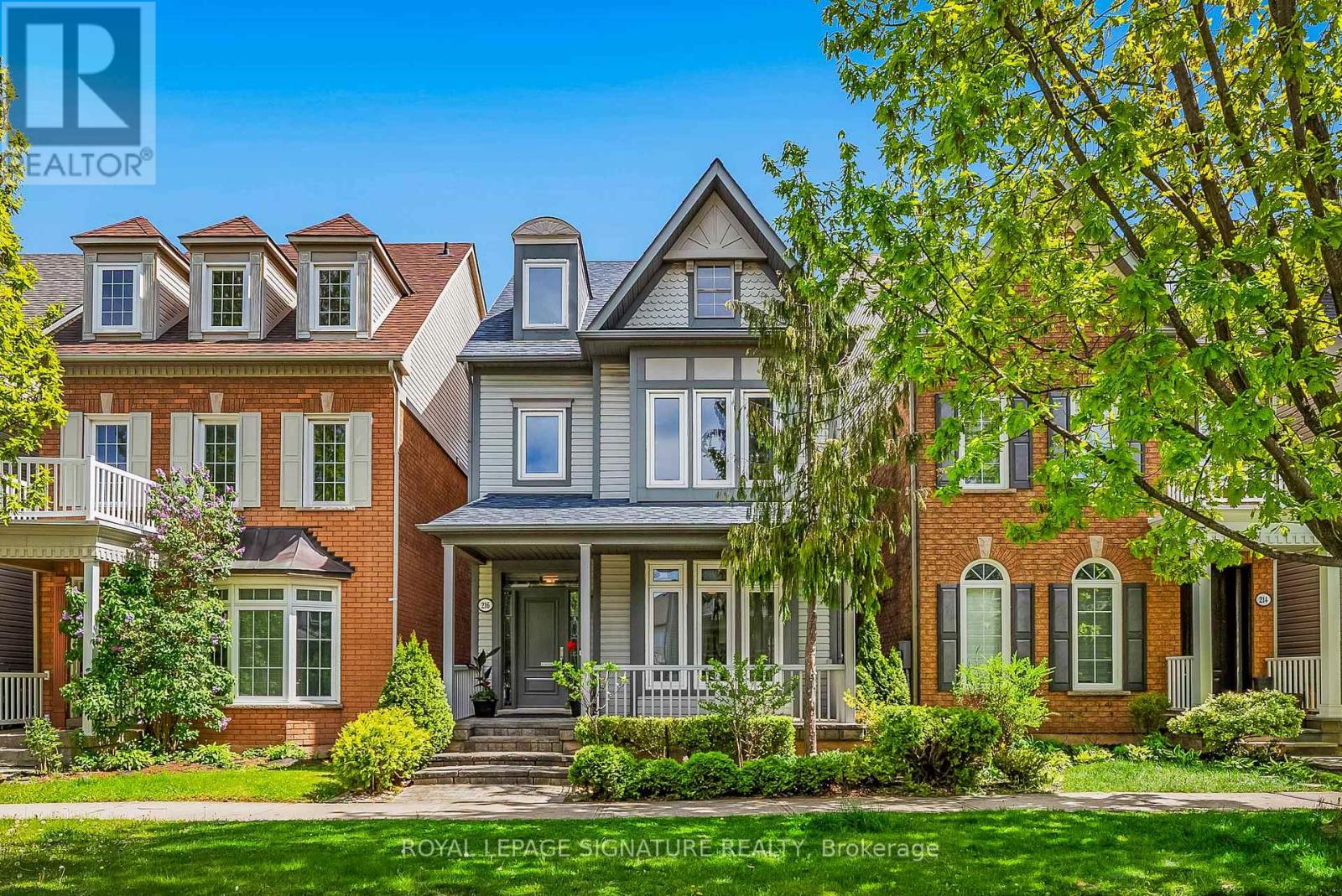 Photo 1 of 216 Gatwick Drive, Oakville ON