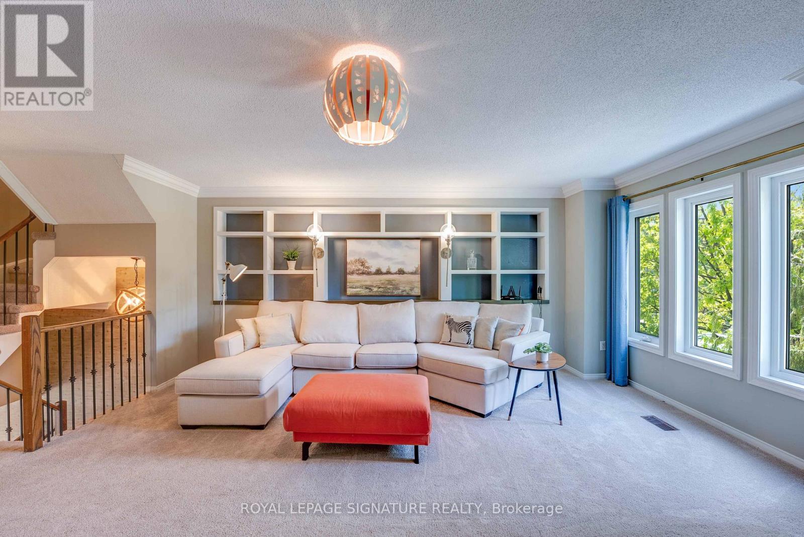 Photo 19 of 216 Gatwick Drive, Oakville ON