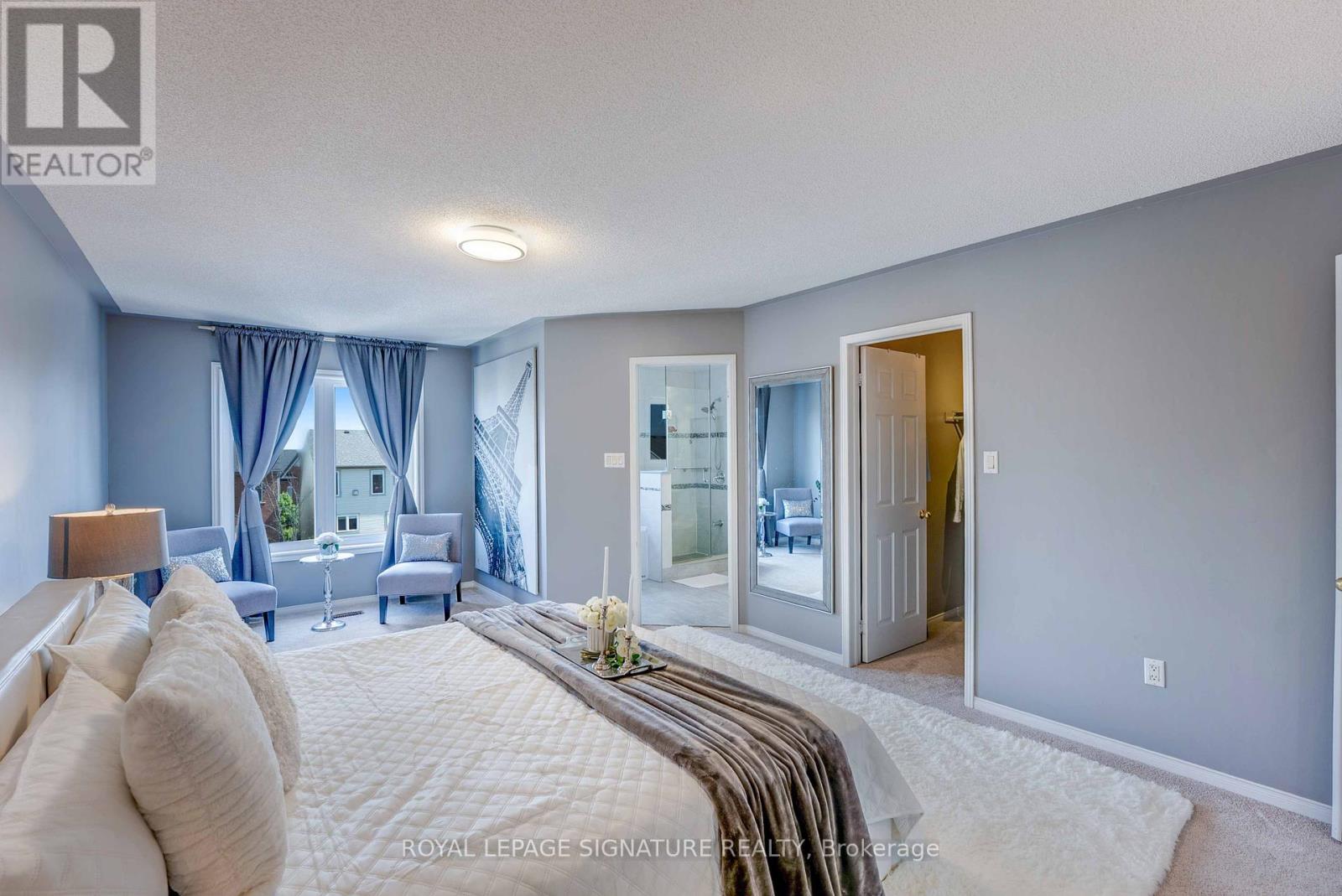 Photo 31 of 216 Gatwick Drive, Oakville ON
